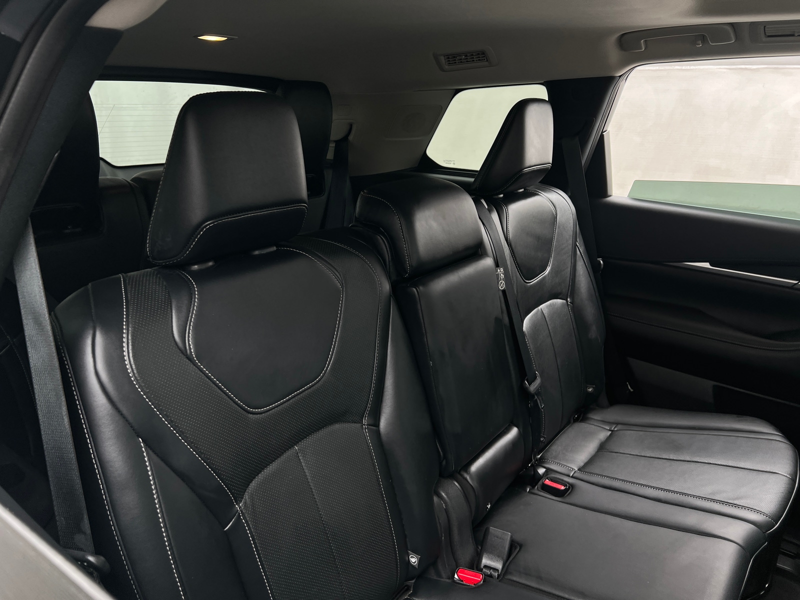 Thumbnail: 2023 INFINITI QX60 - 5
