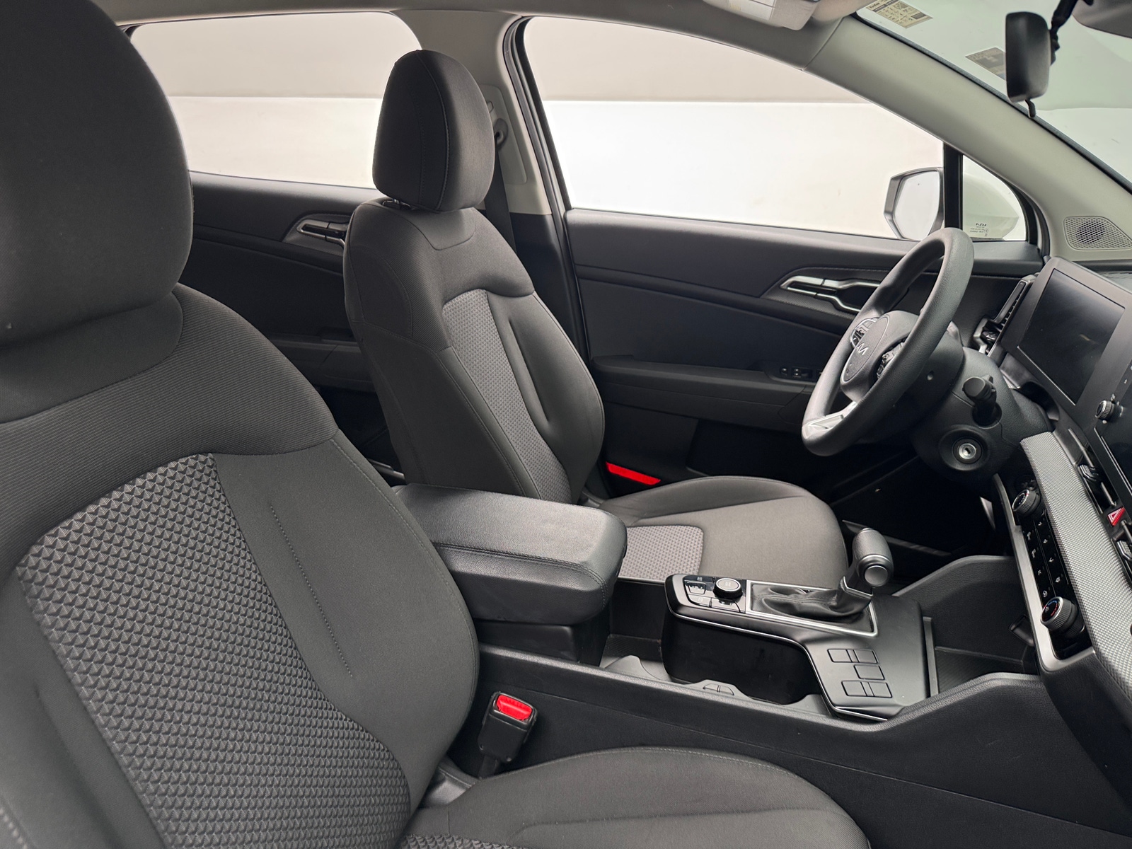 Thumbnail: 2025 Kia Sportage - 2
