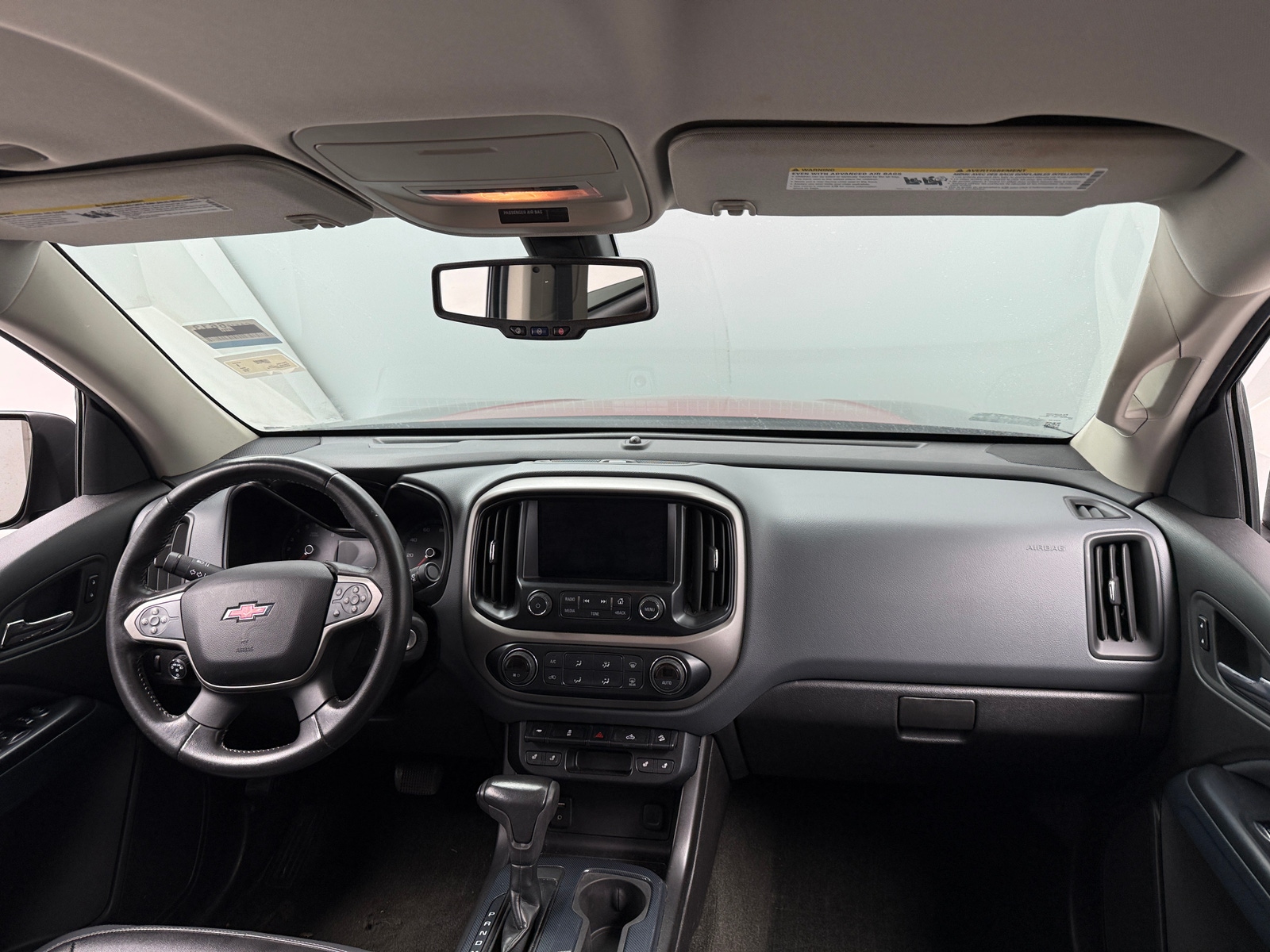 Thumbnail: 2016 Chevrolet Colorado - 3
