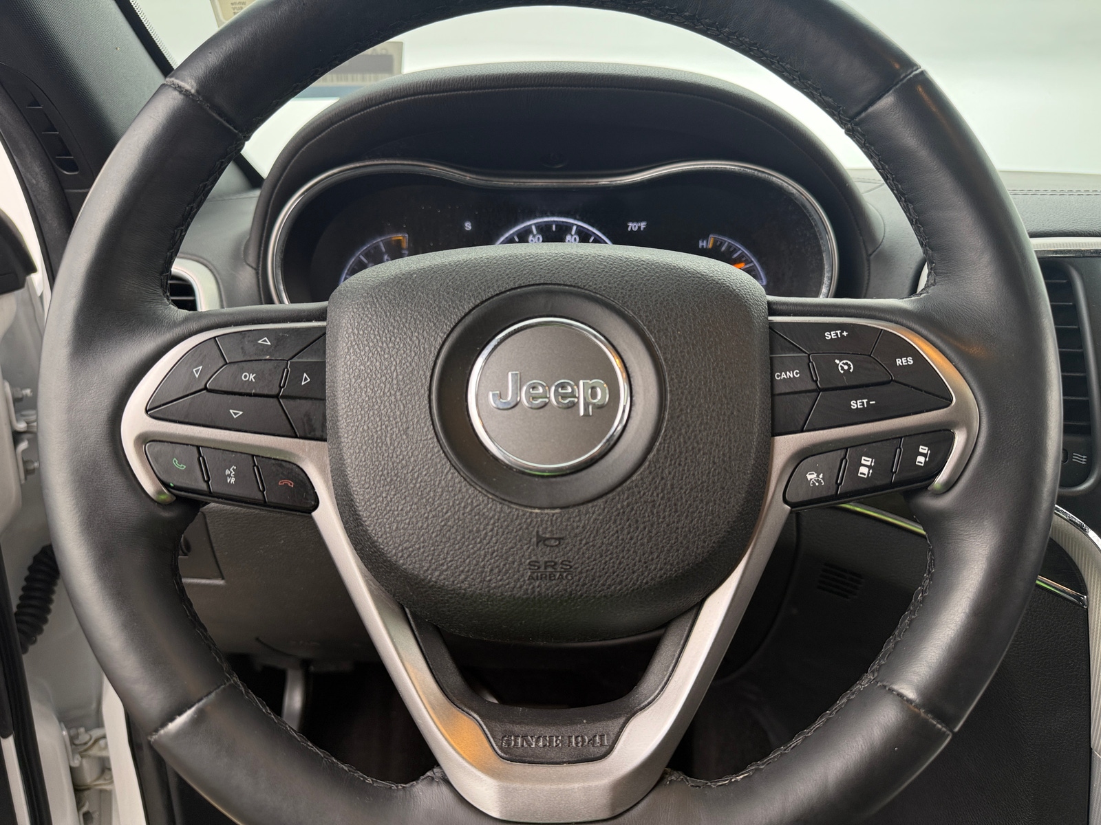 Thumbnail: 2018 Jeep Grand Cherokee - 4