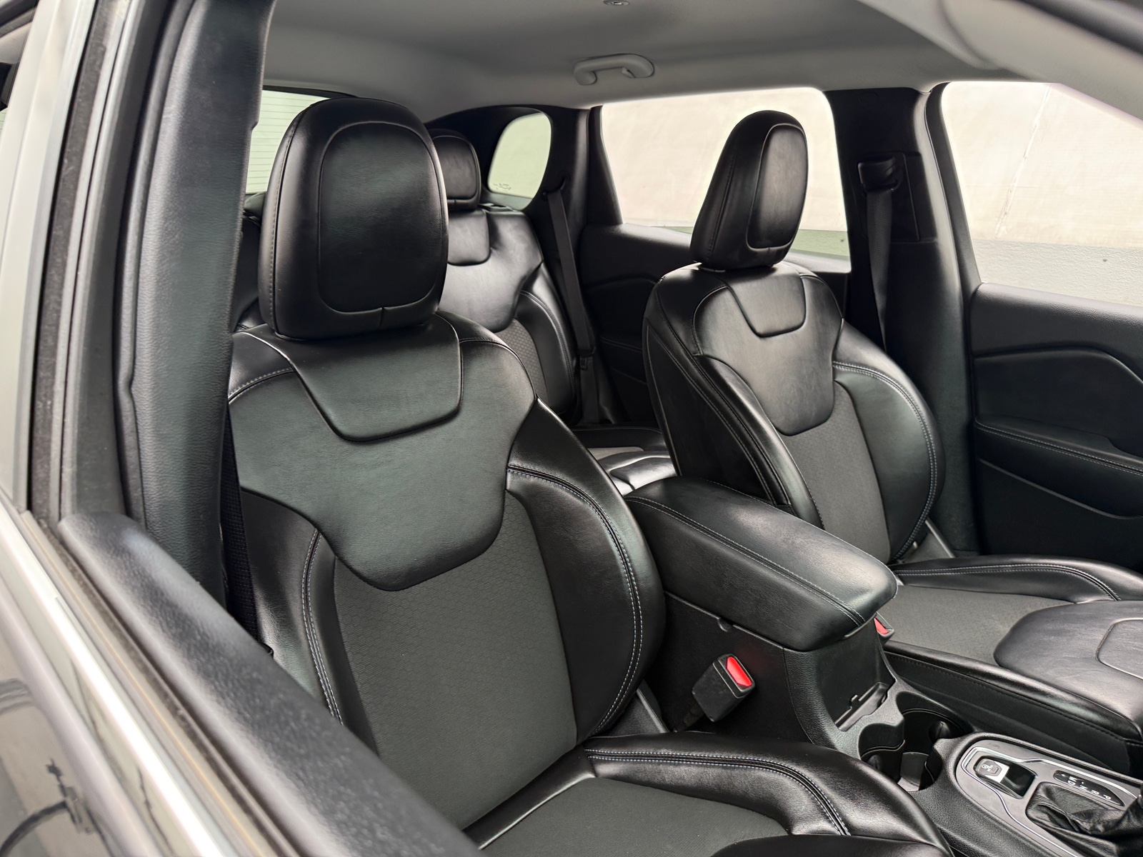 Thumbnail: 2020 Jeep Cherokee - 2