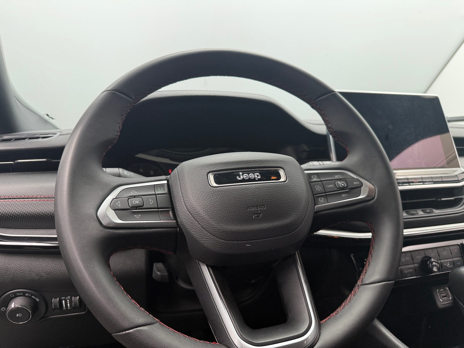 Thumbnail: 2024 Jeep Compass - 4