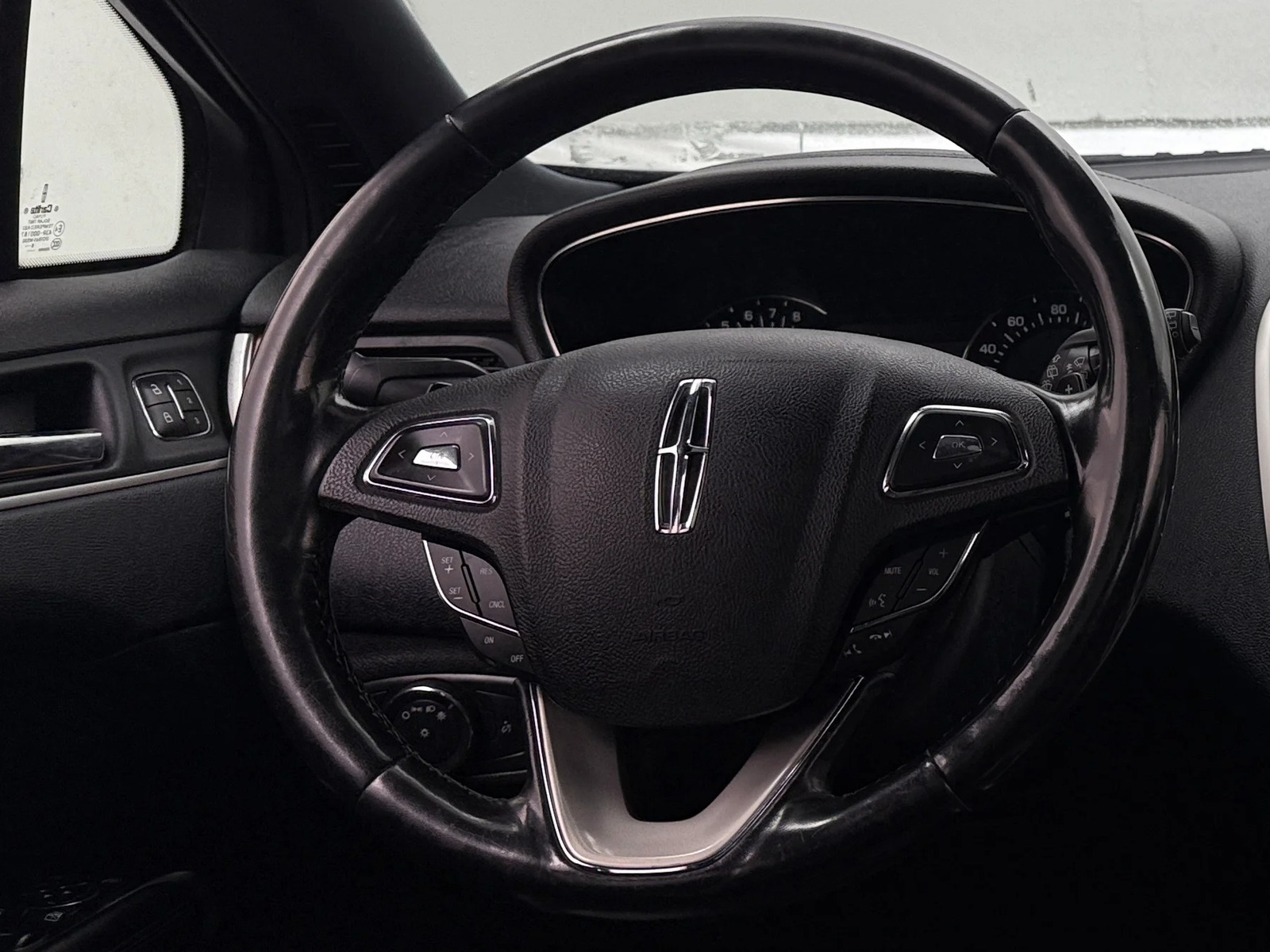 Thumbnail: 2019 Lincoln MKC - 4
