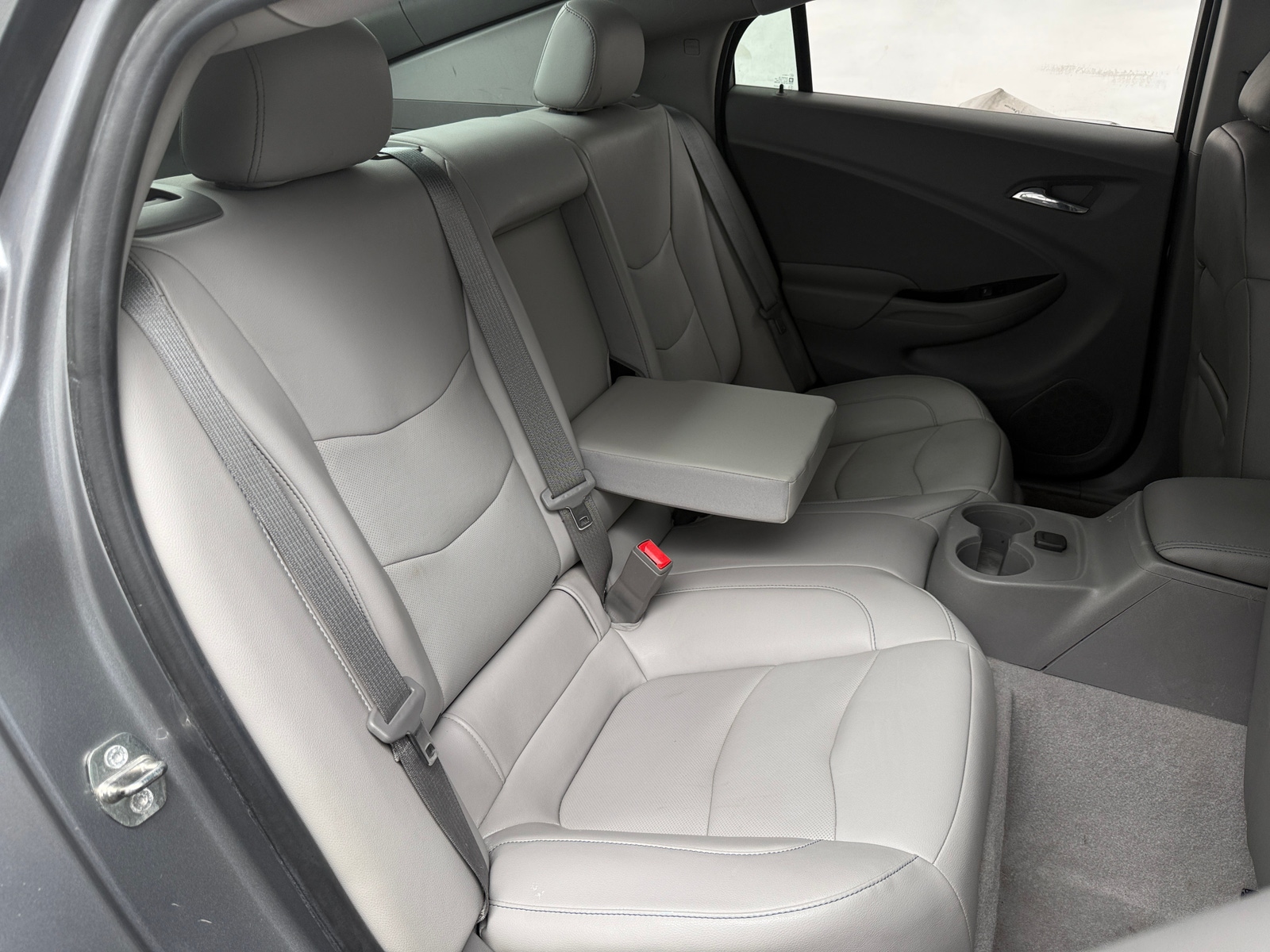Thumbnail: 2018 Chevrolet Volt - 5