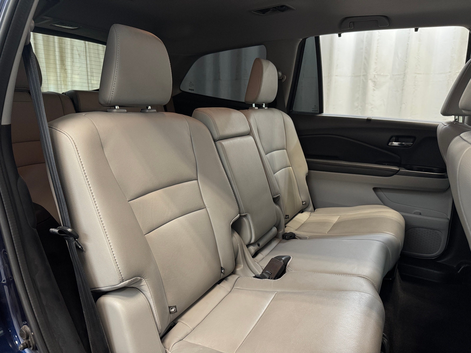 Thumbnail: 2019 Honda Pilot - 5