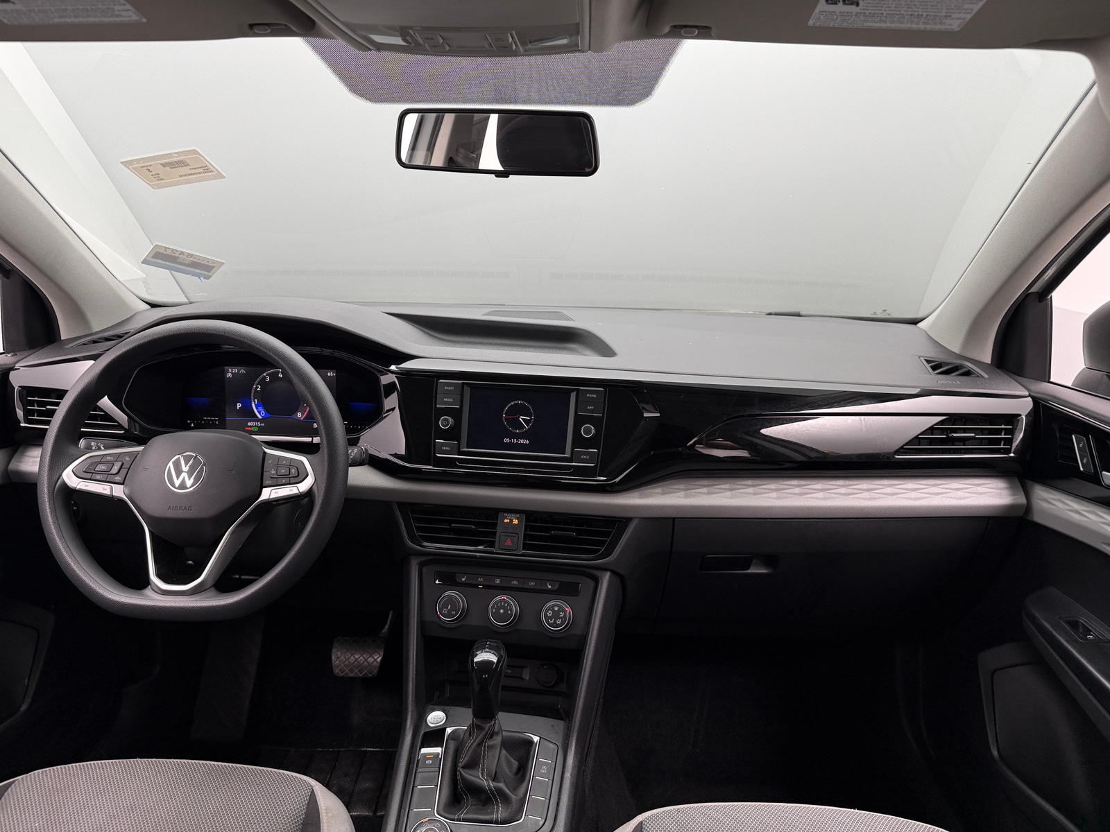Thumbnail: 2022 Volkswagen Taos - 3
