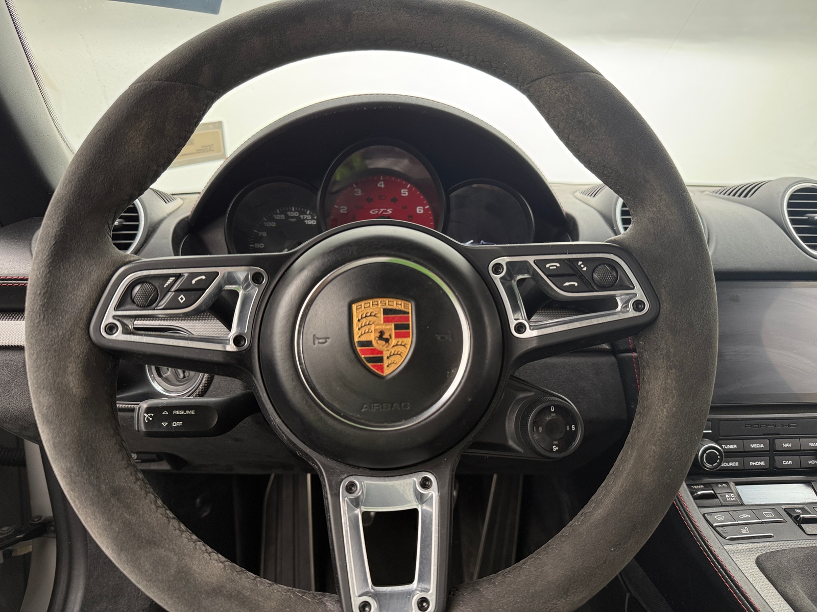 Thumbnail: 2019 Porsche 718 Boxster - 4