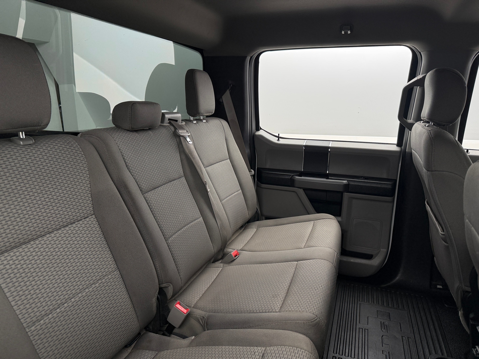 Thumbnail: 2019 Ford Econoline - 6