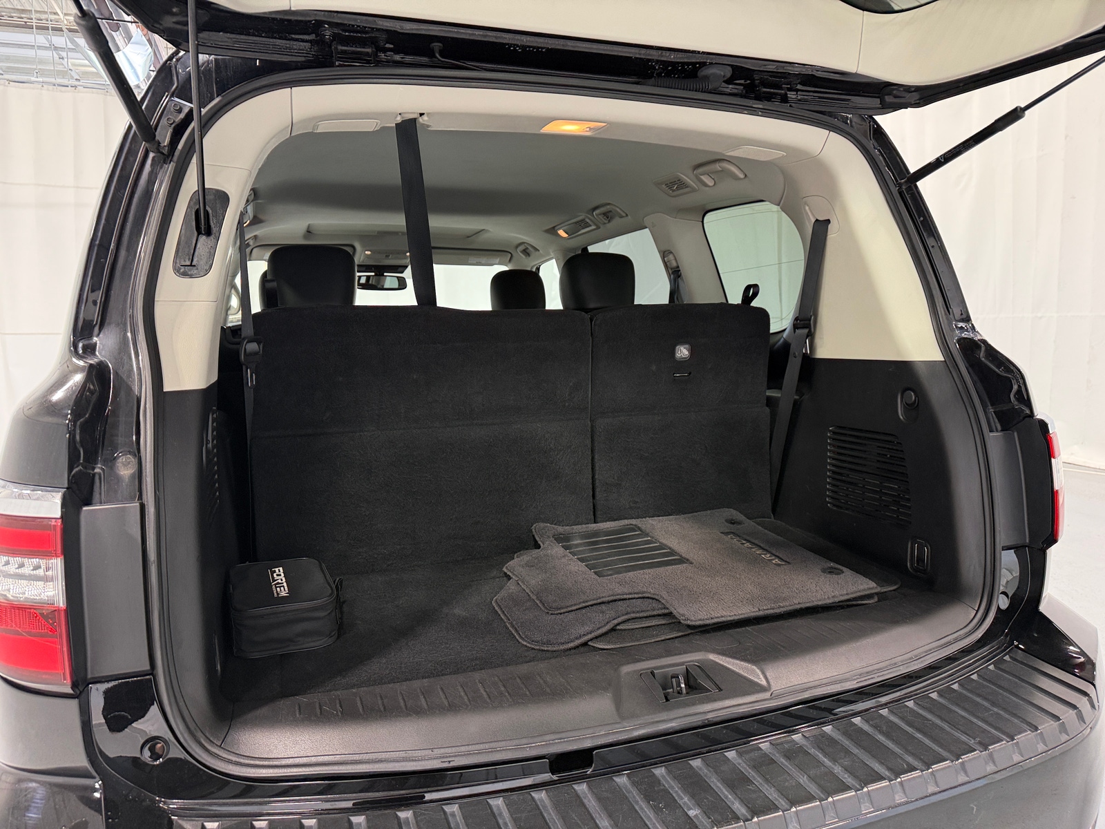 Thumbnail: 2021 Nissan Armada - 6