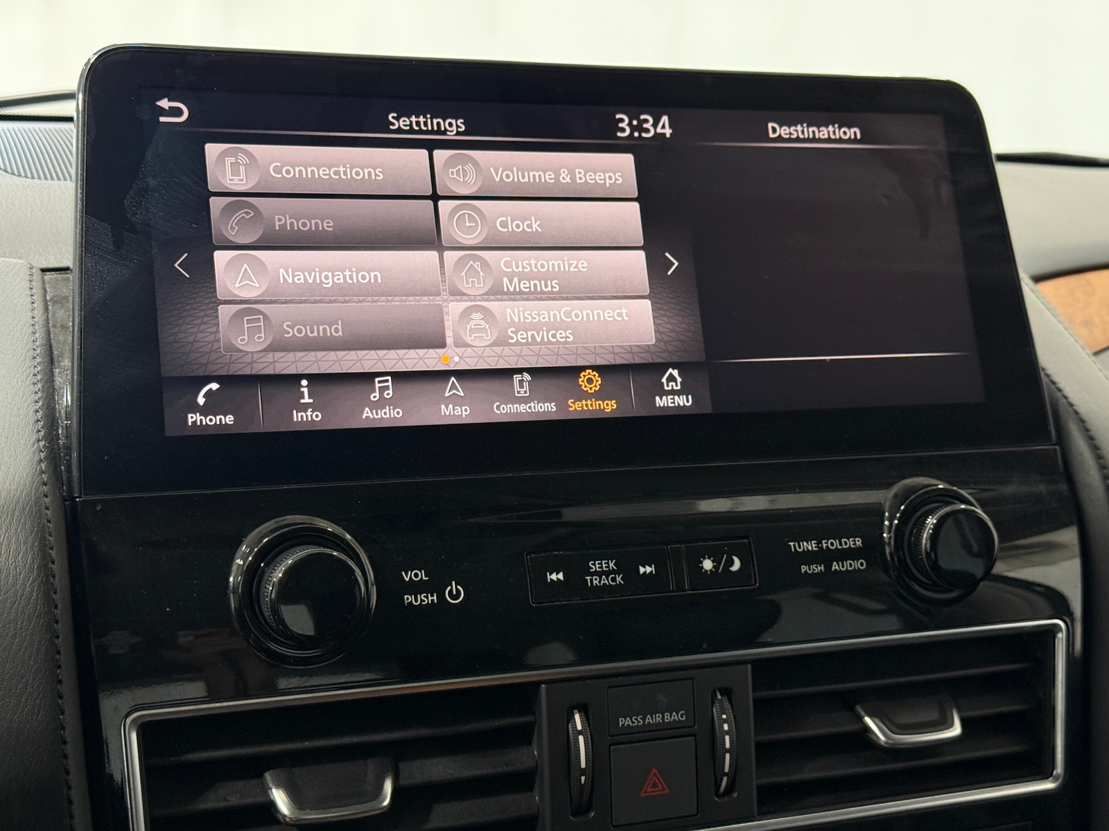 Thumbnail: 2021 Nissan Armada - 3