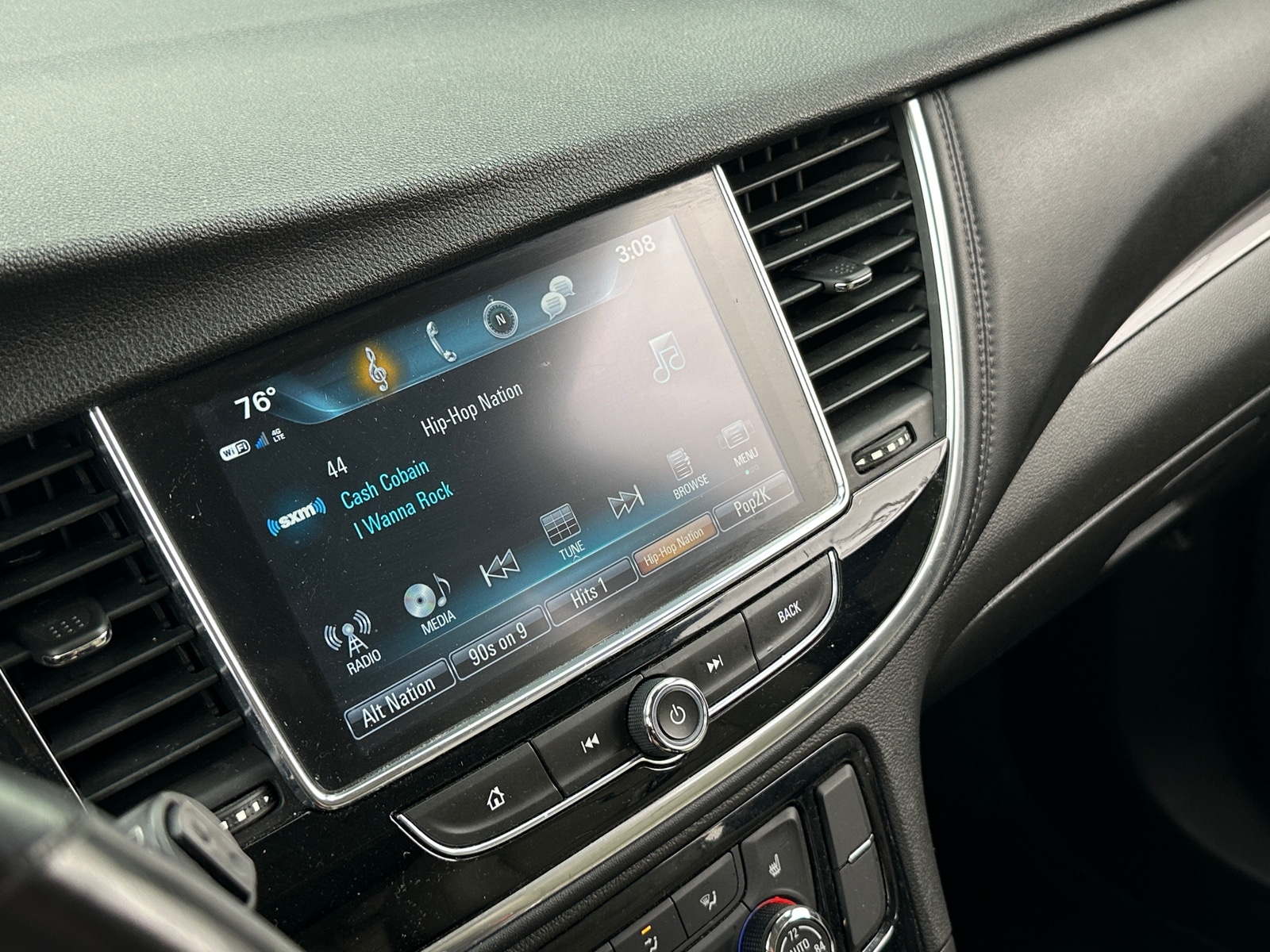 Thumbnail: 2019 Buick Encore - 3