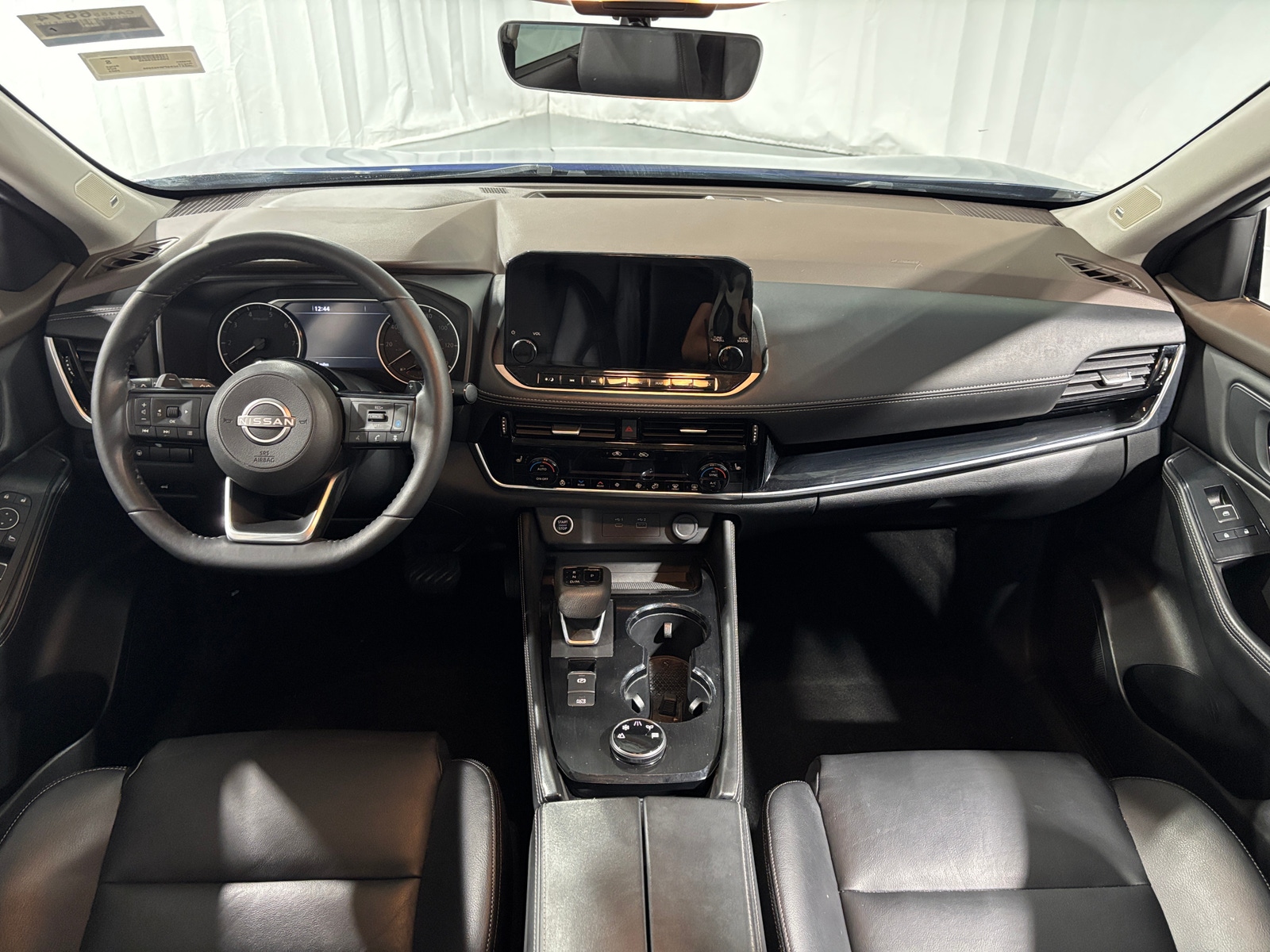 Thumbnail: 2023 Nissan Rogue - 2