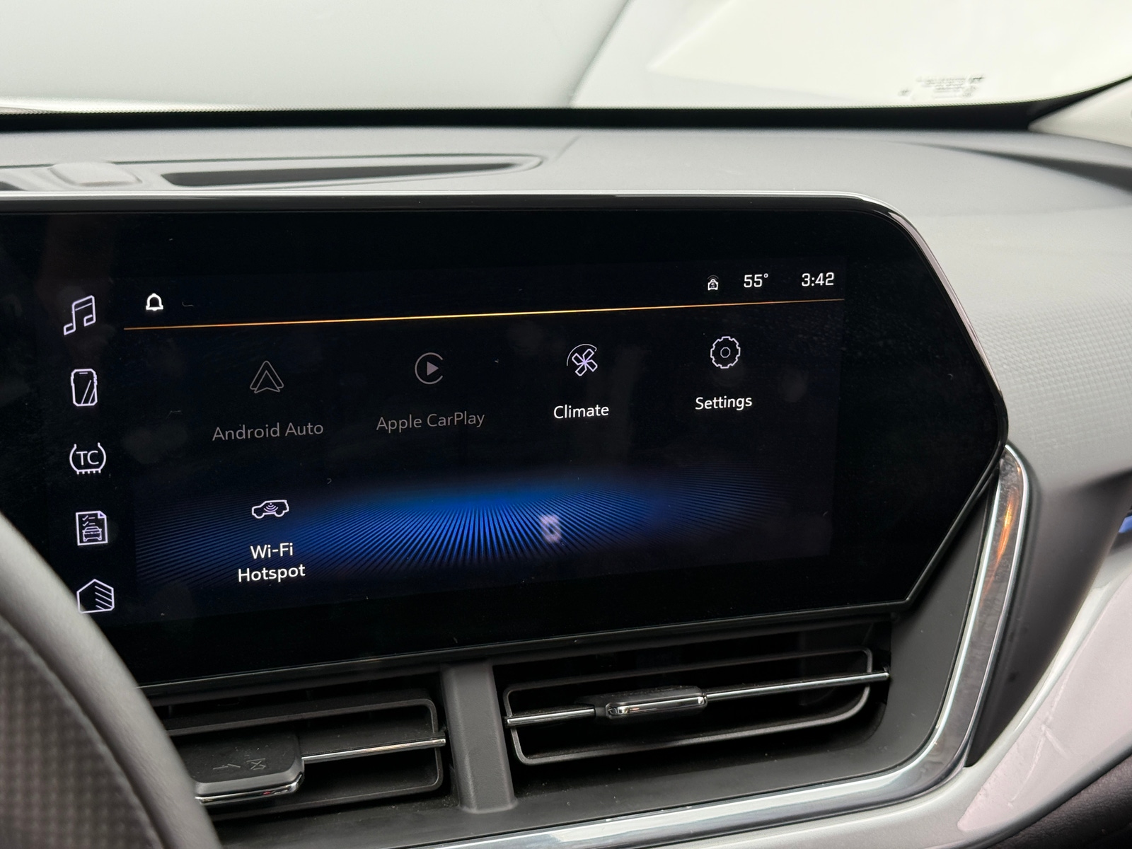 Thumbnail: 2025 Chevrolet Trax - 4