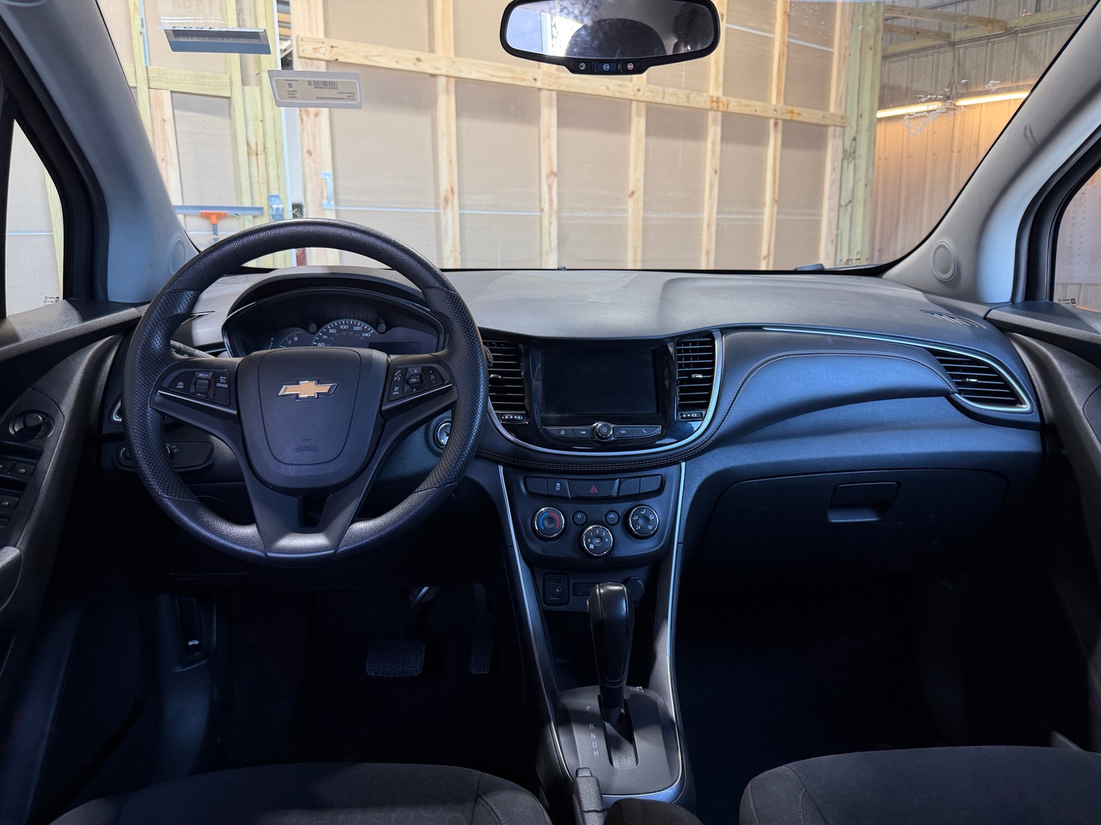 Thumbnail: 2022 Chevrolet Trax - 3