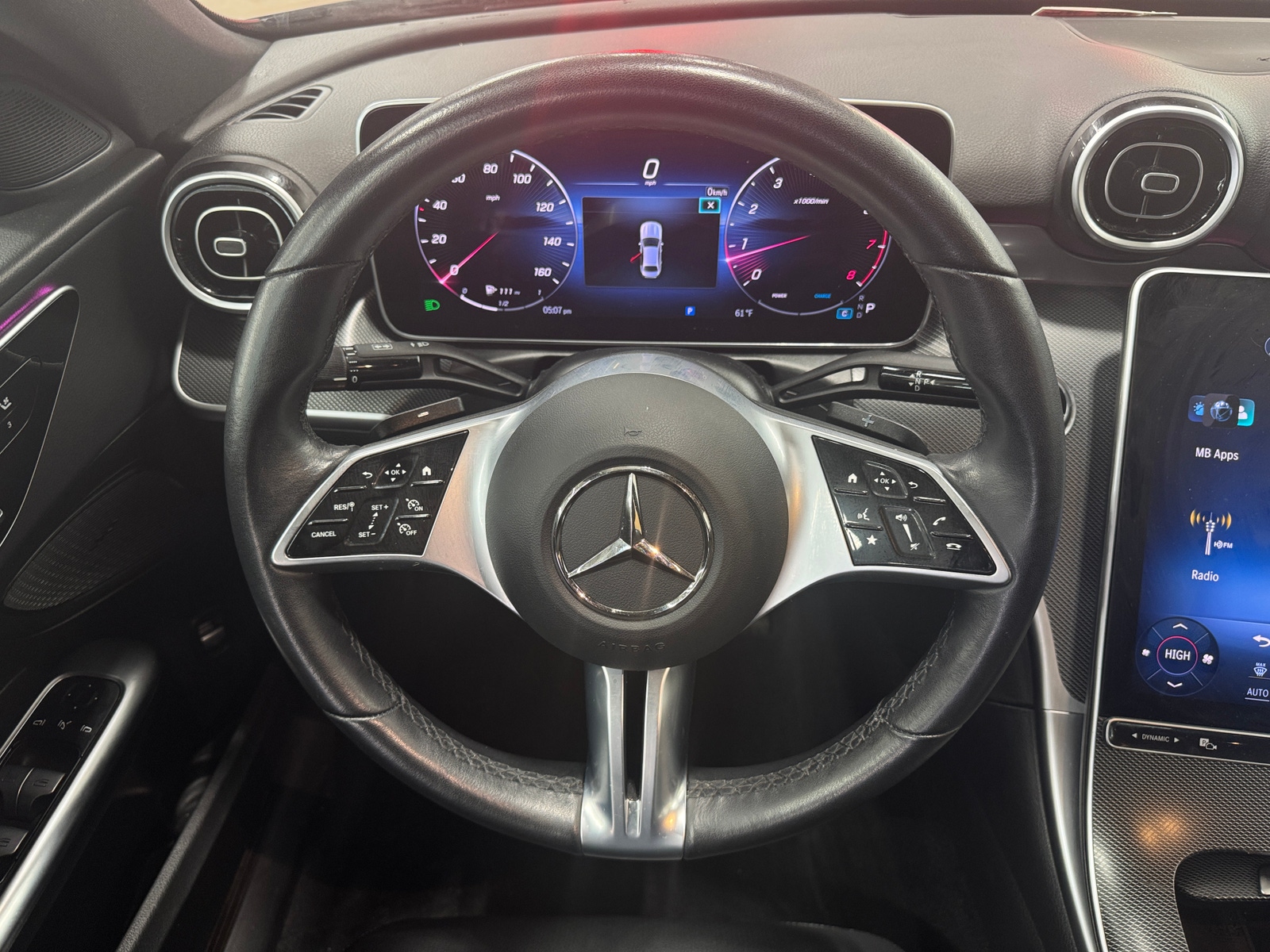 Thumbnail: 2024 Mercedes-Benz C-Class - 4