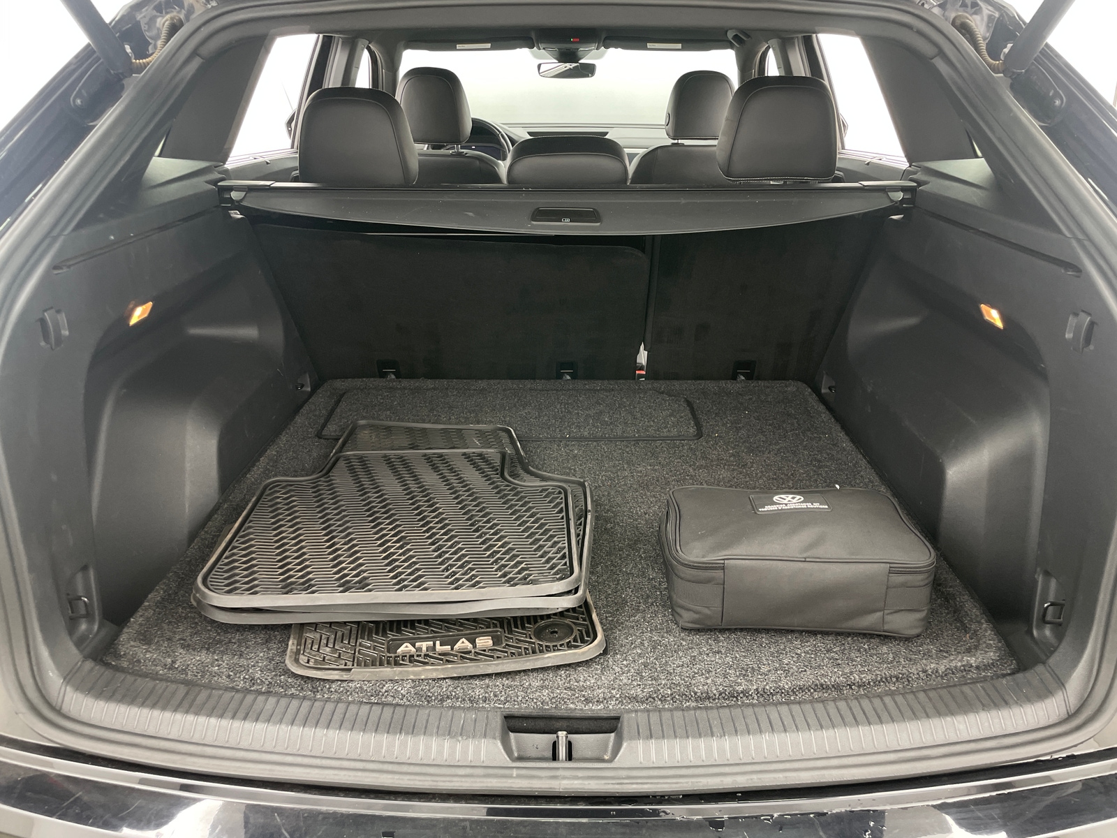 Thumbnail: 2021 Volkswagen Atlas - 6