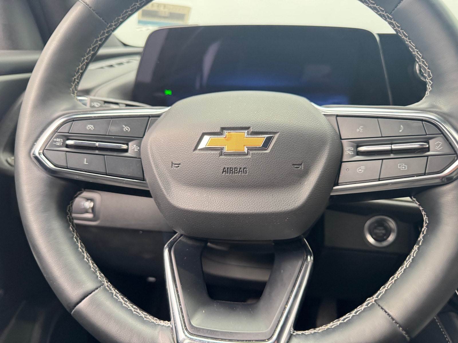 Thumbnail: 2024 Chevrolet Traverse - 5