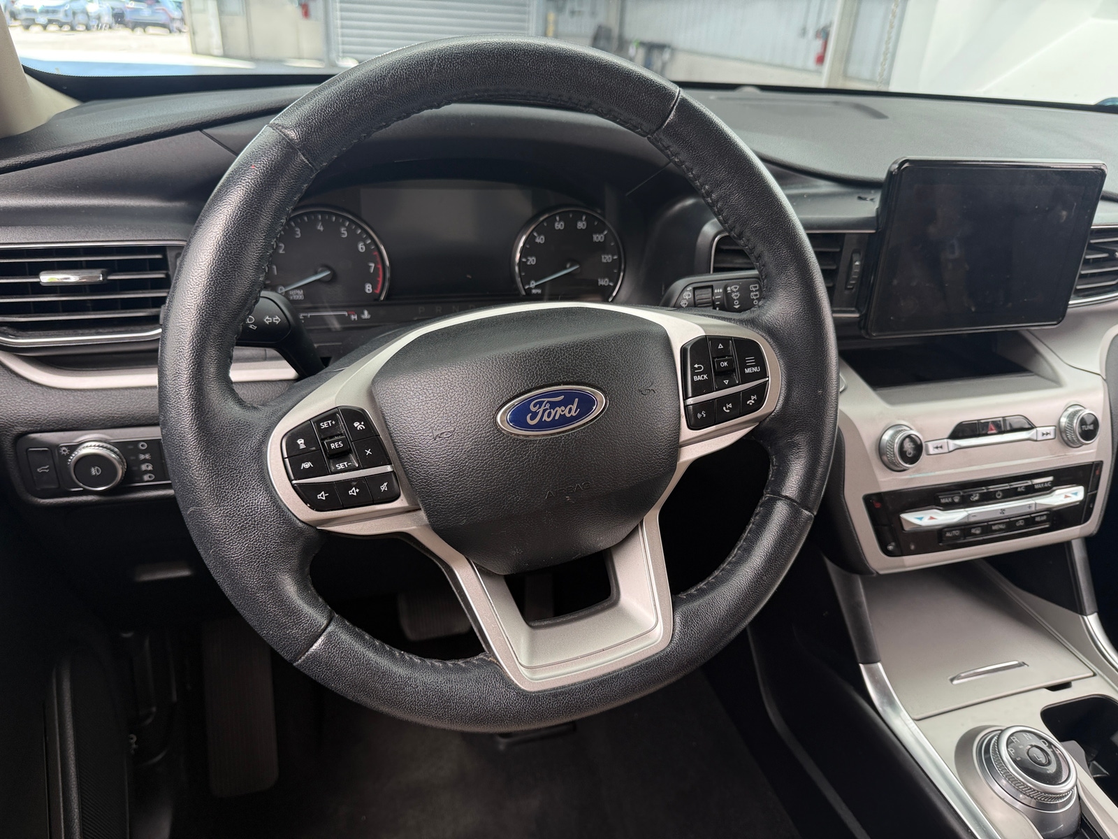 Thumbnail: 2021 Ford Explorer - 5