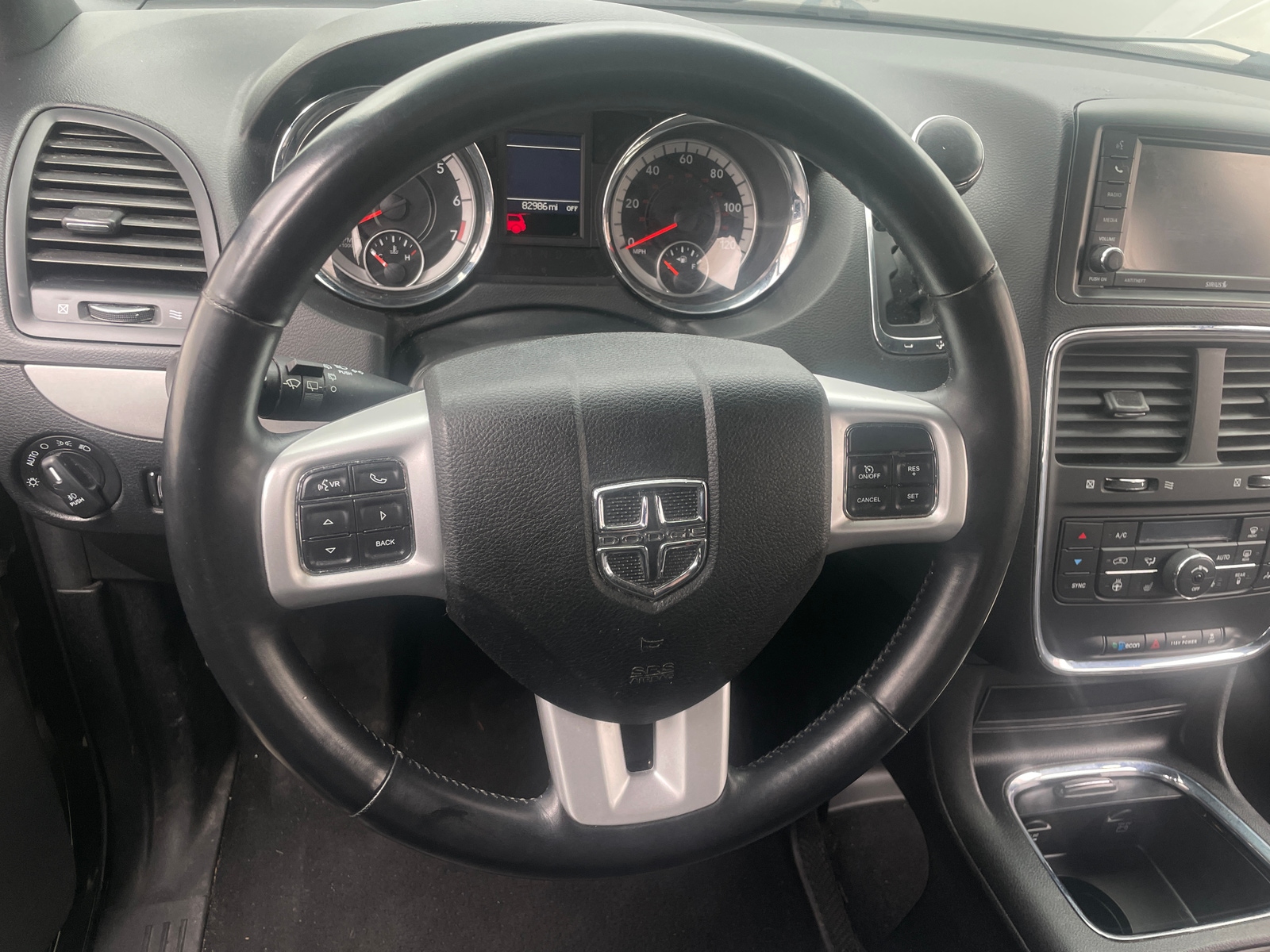 Thumbnail: 2019 Dodge Grand Caravan - 4