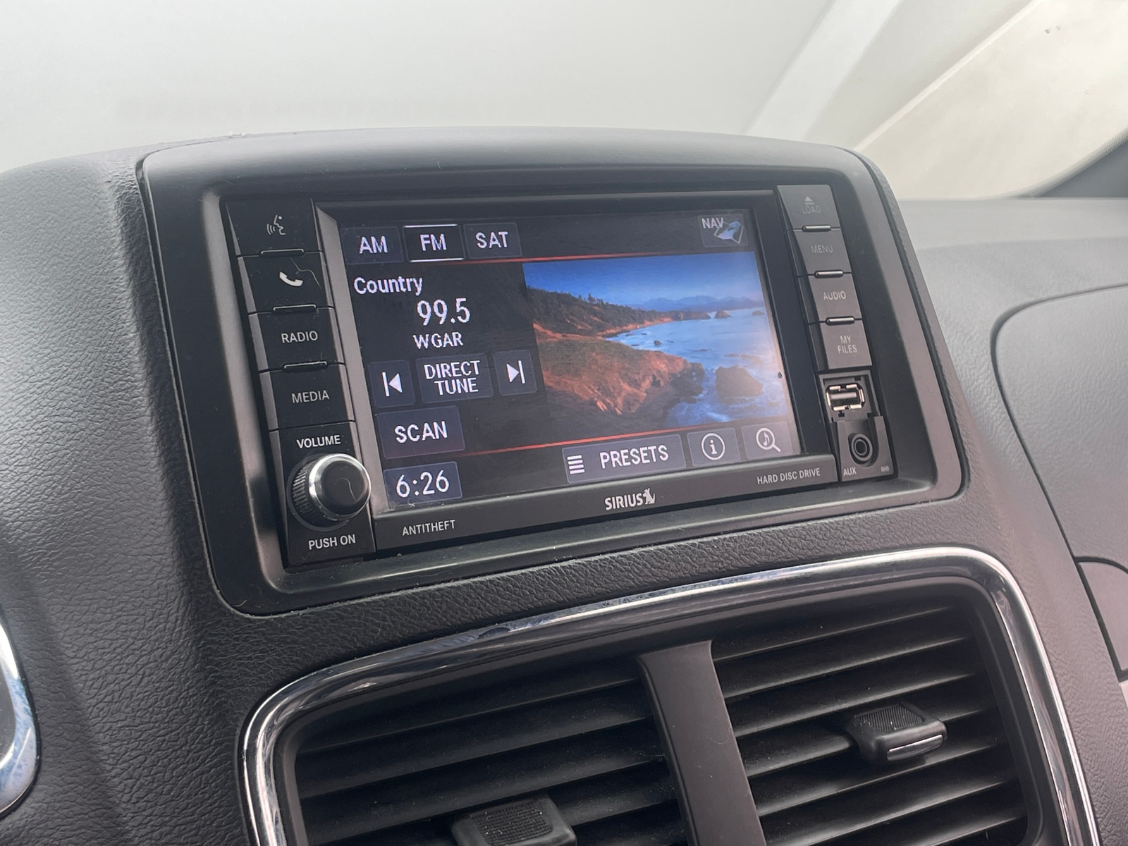Thumbnail: 2019 Dodge Grand Caravan - 3