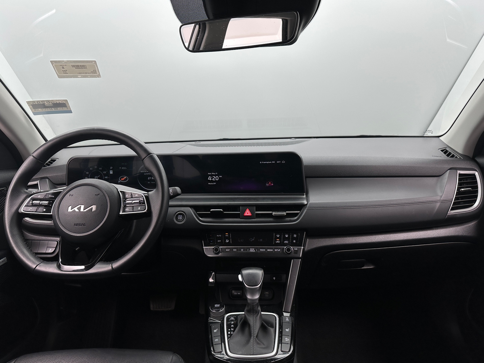 Thumbnail: 2024 Kia Seltos - 2