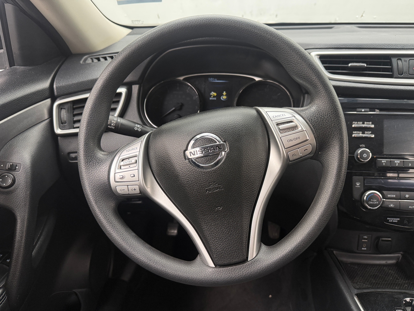 Thumbnail: 2015 Nissan Rogue - 5