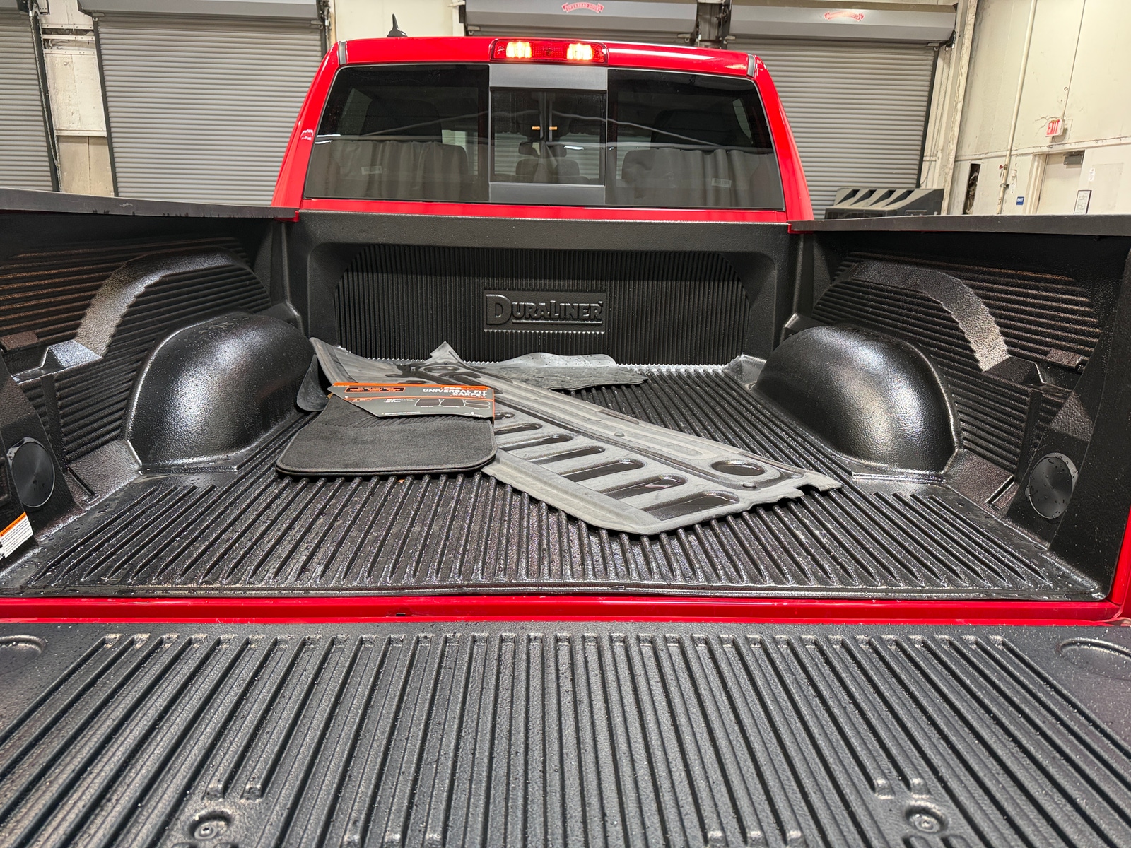 Thumbnail: 2023 RAM 1500 Classic - 7