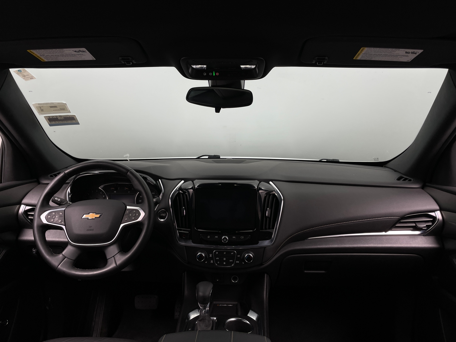 Thumbnail: 2023 Chevrolet Traverse - 2
