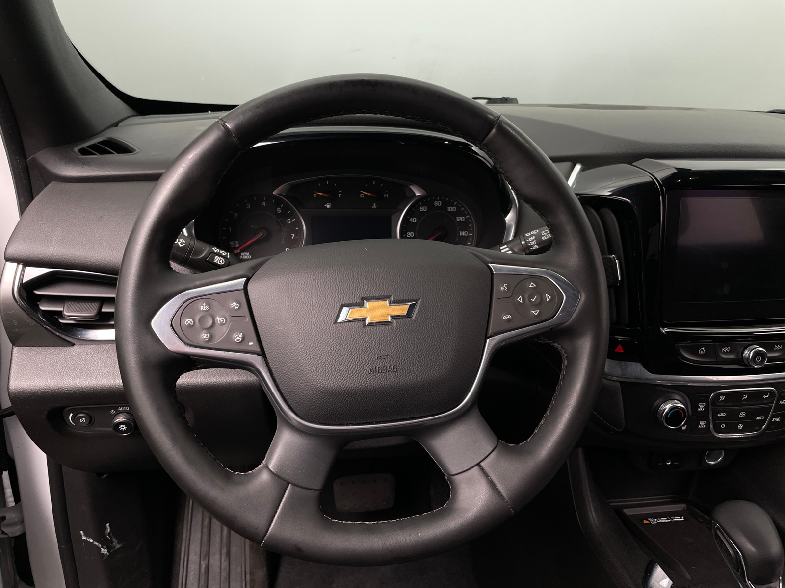 Thumbnail: 2023 Chevrolet Traverse - 4