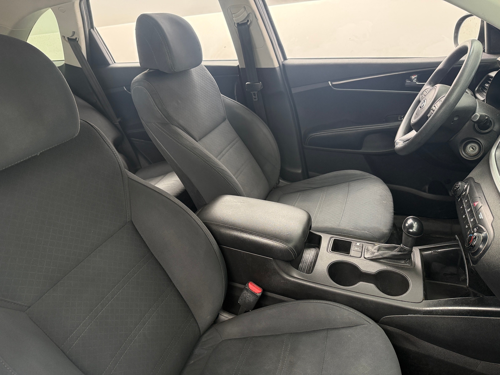 Thumbnail: 2017 Kia Sorento - 2