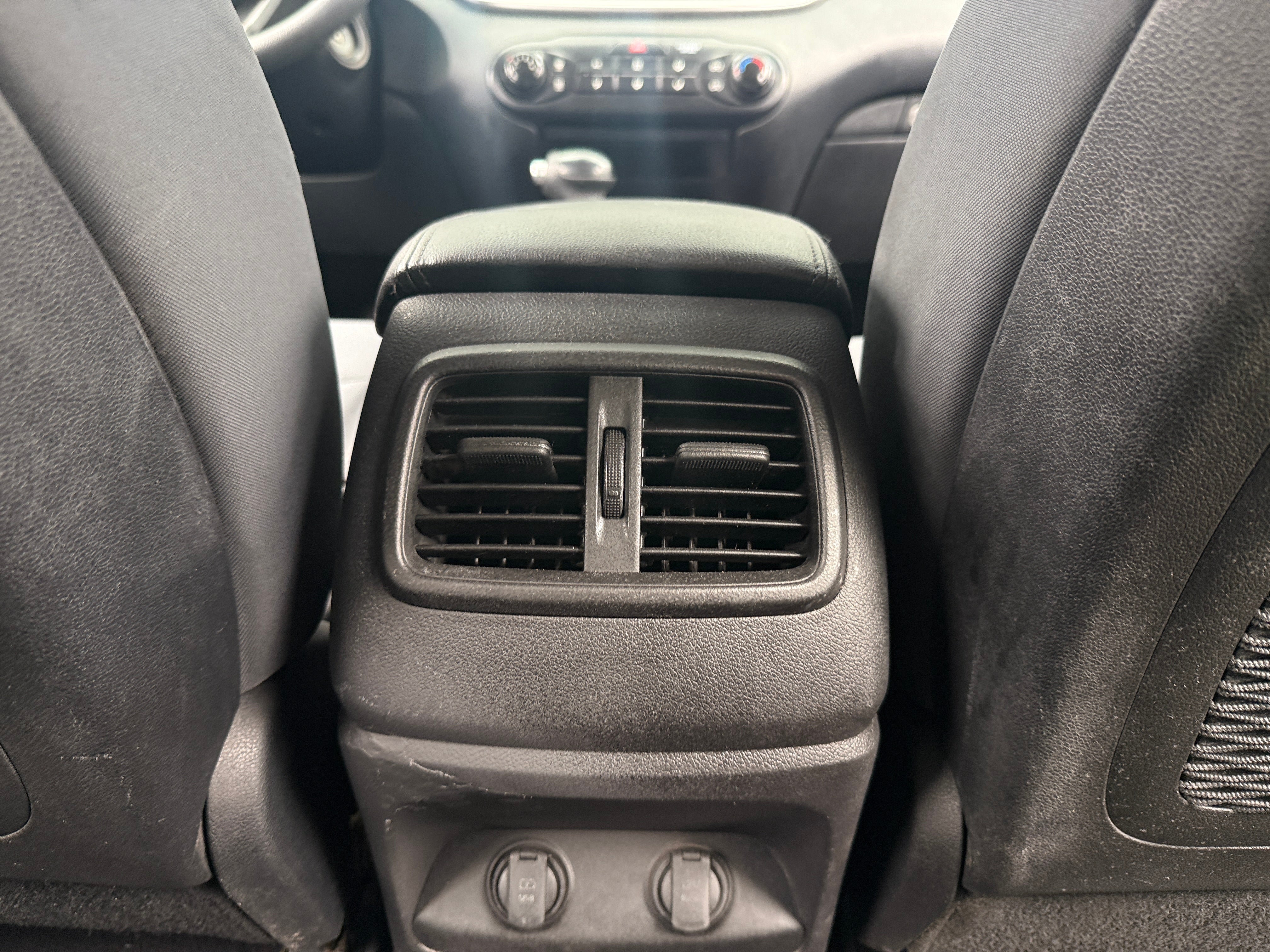 2017 Kia Sorento LX - Photo 6