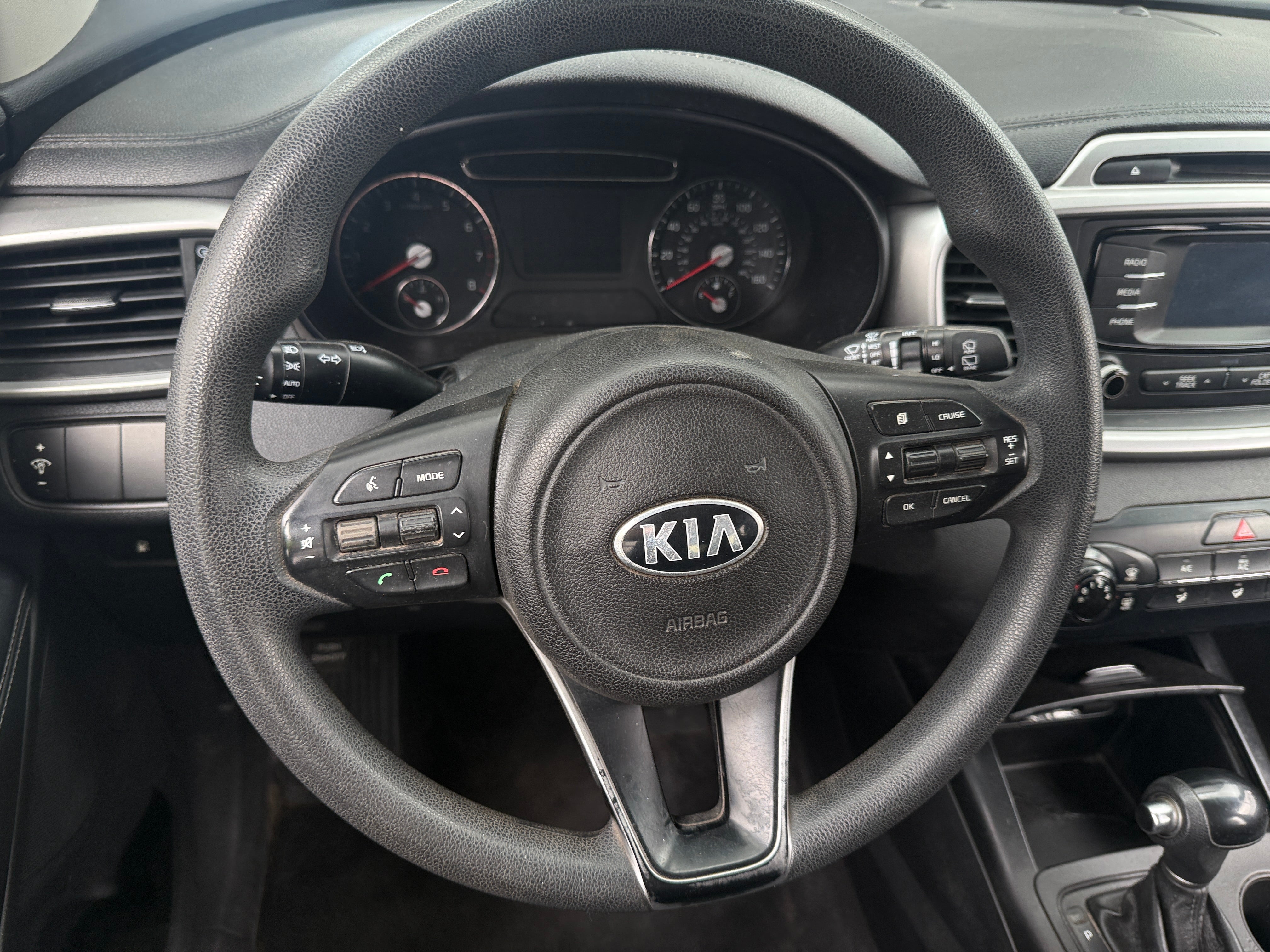 2017 Kia Sorento LX - Photo 9