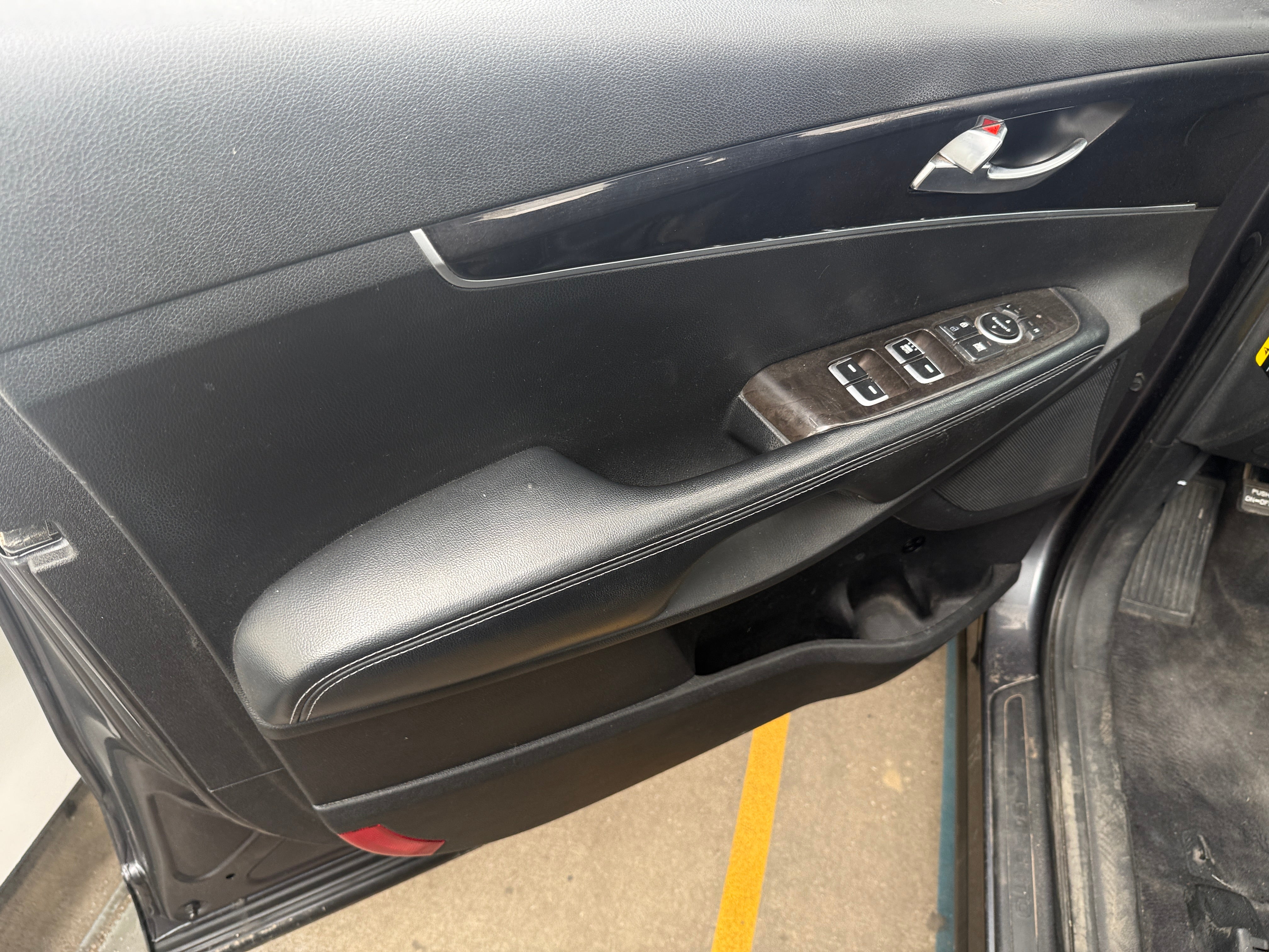 2017 Kia Sorento LX - Photo 2