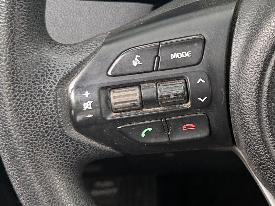 2017 Kia Sorento LX - Photo 14