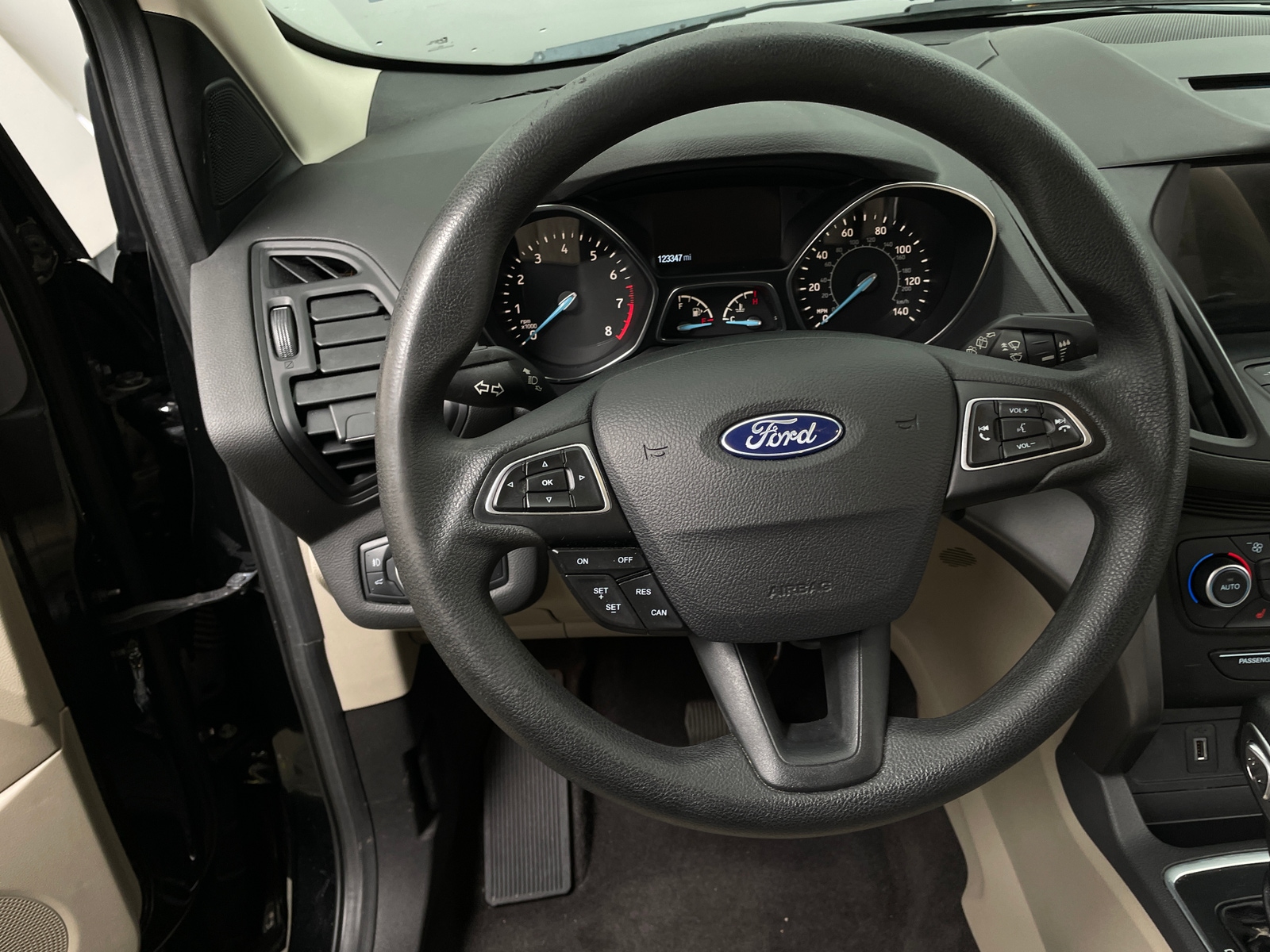 Thumbnail: 2018 Ford Escape - 5