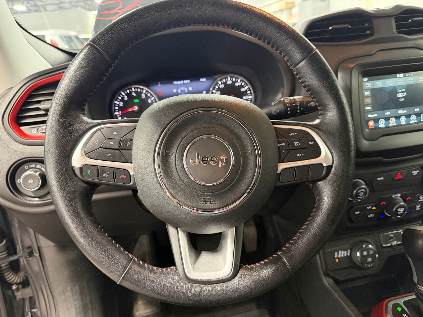 Thumbnail: 2019 Jeep Renegade - 5