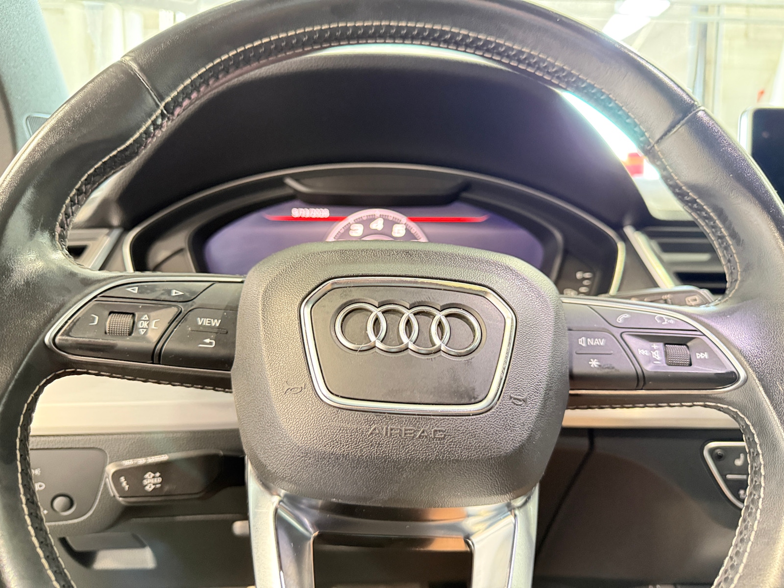 Thumbnail: 2019 Audi SQ5 - 4