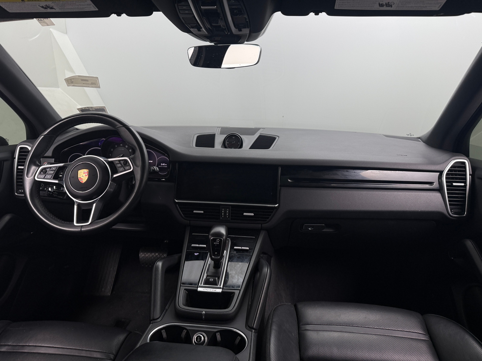 Thumbnail: 2021 Porsche Cayenne - 2