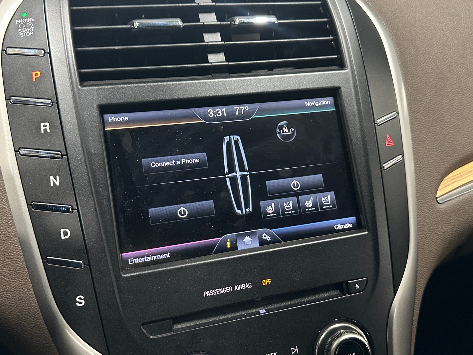 Thumbnail: 2015 Lincoln MKC - 3