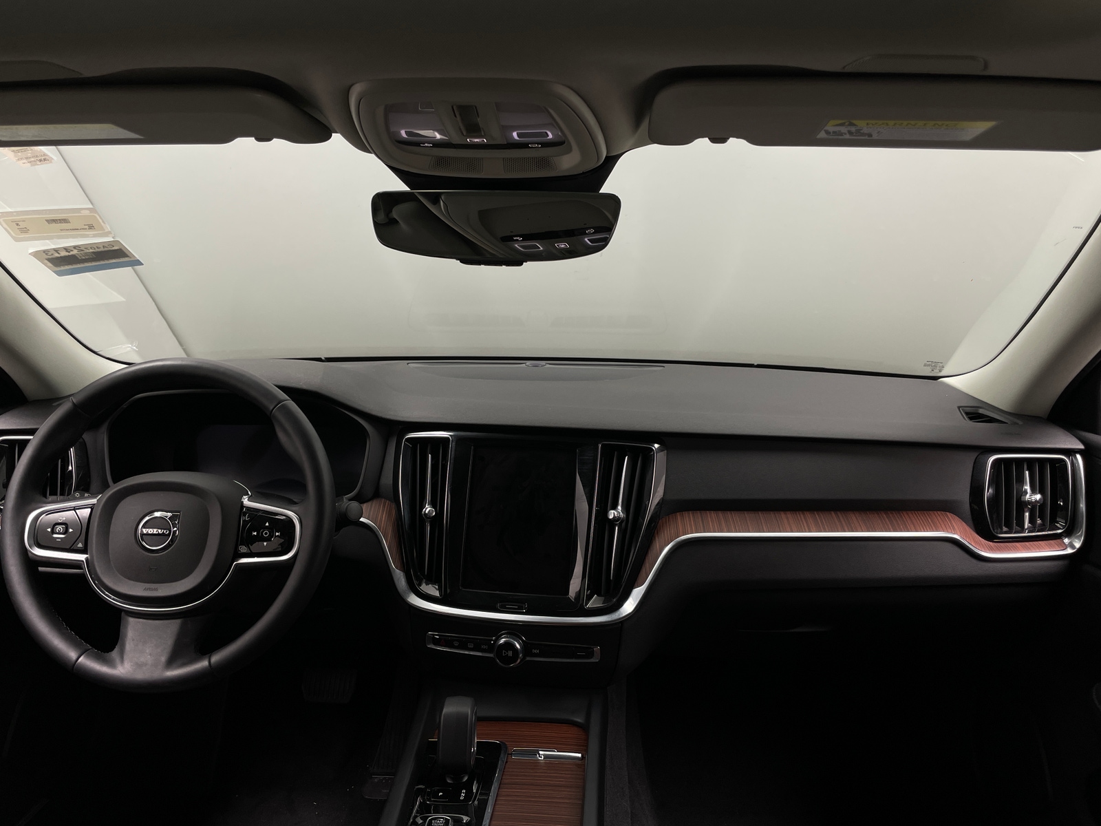 Thumbnail: 2024 Volvo S60 - 2