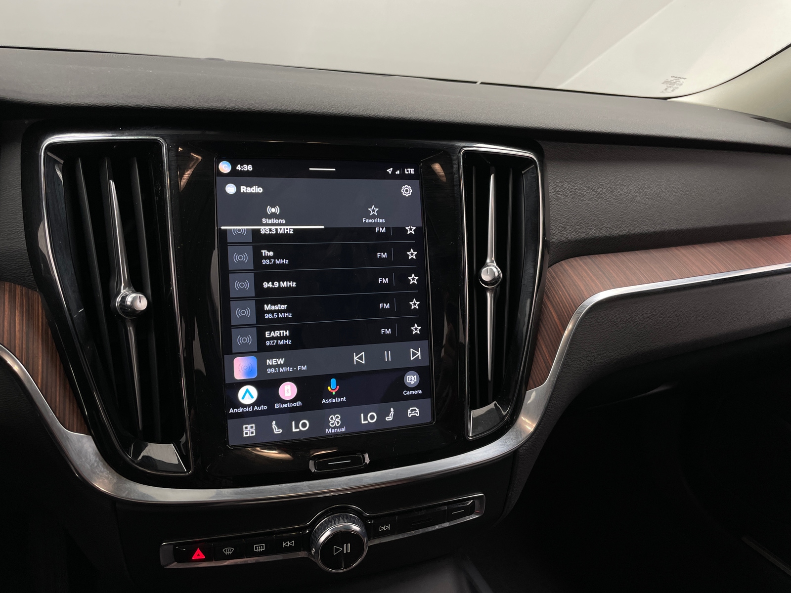 Thumbnail: 2024 Volvo S60 - 3