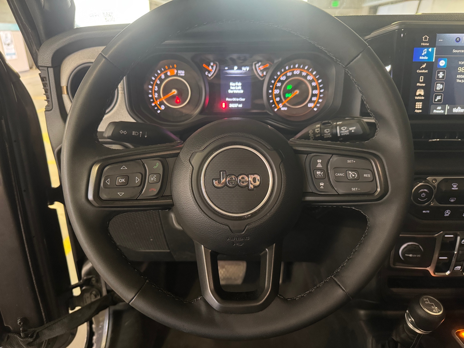 Thumbnail: 2025 Jeep Wrangler - 5