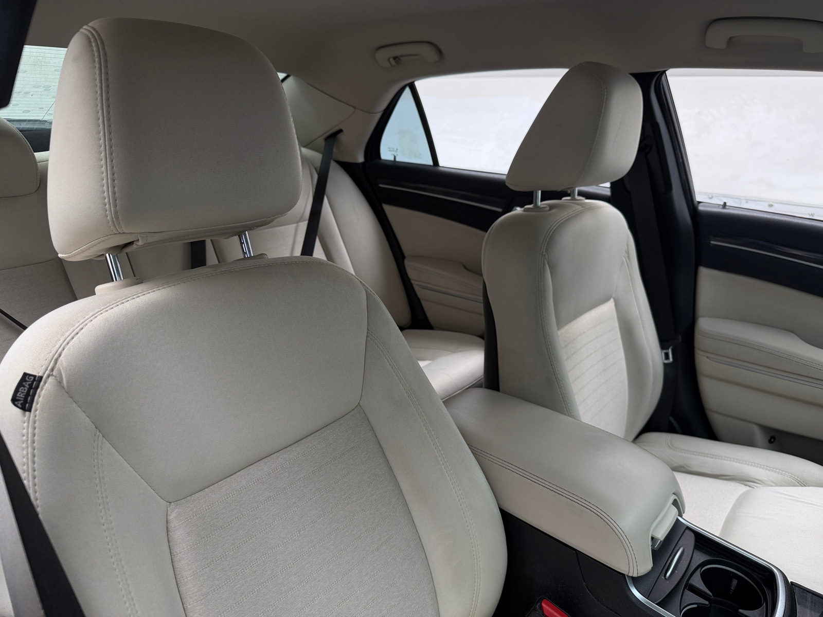 Thumbnail: 2019 Chrysler 300 - 2