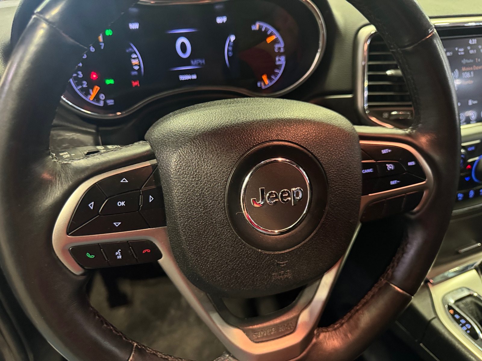 Thumbnail: 2018 Jeep Grand Cherokee - 5