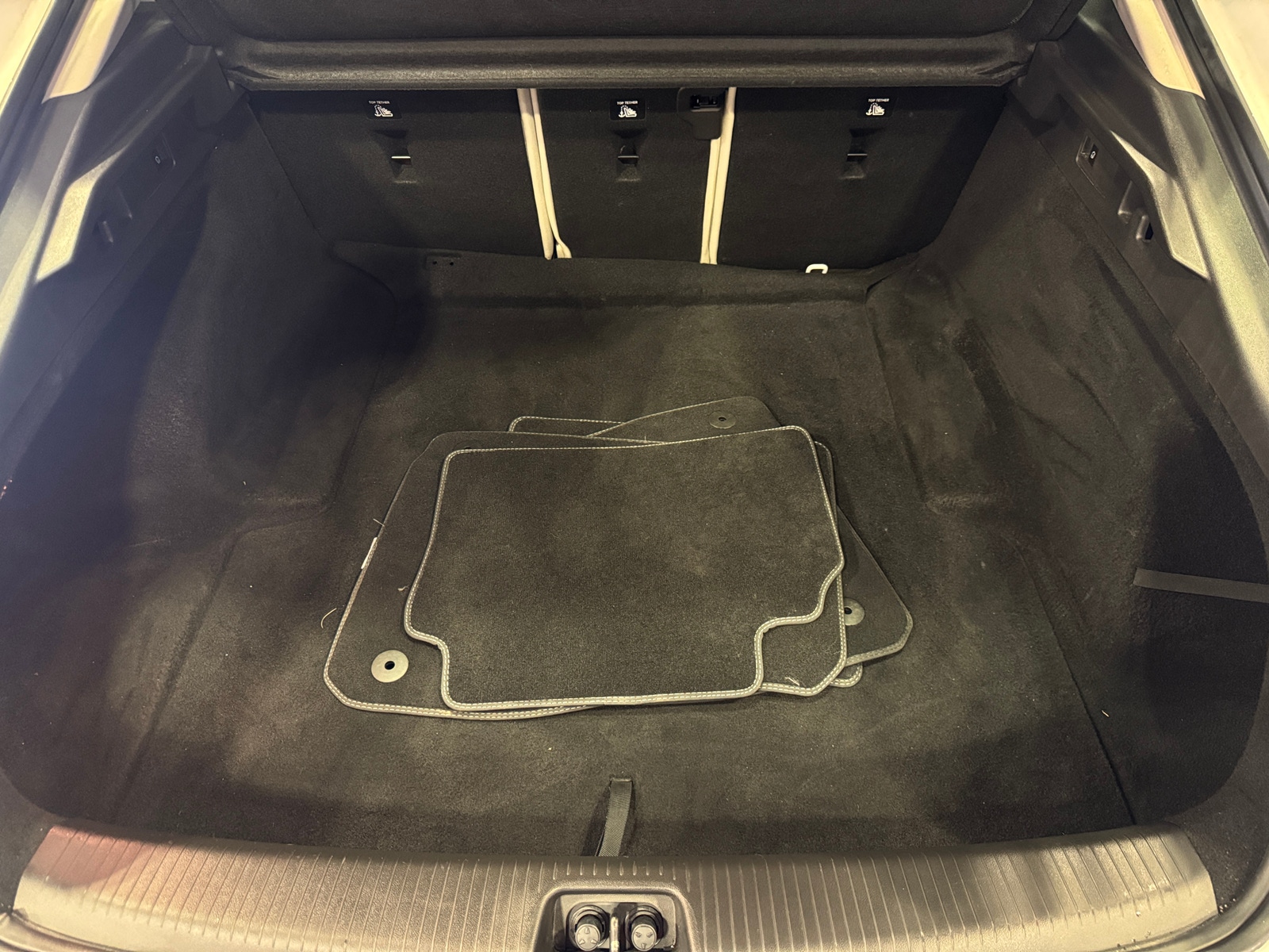 Thumbnail: 2018 Buick Regal - 6