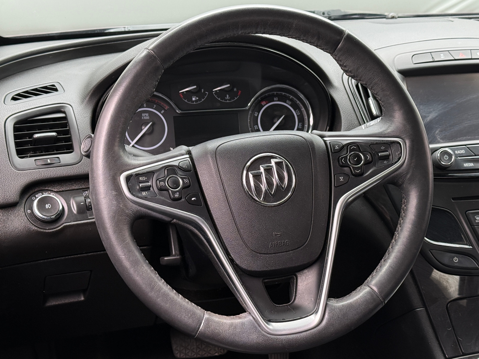 Thumbnail: 2017 Buick Regal - 4