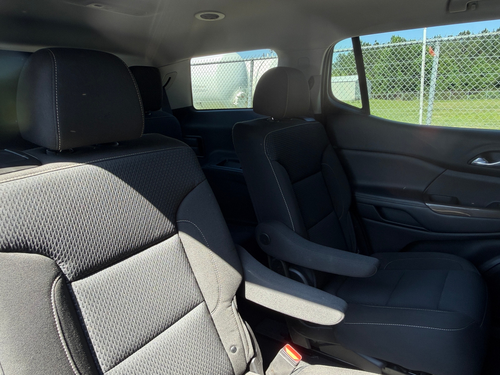 Thumbnail: 2023 GMC Acadia - 6