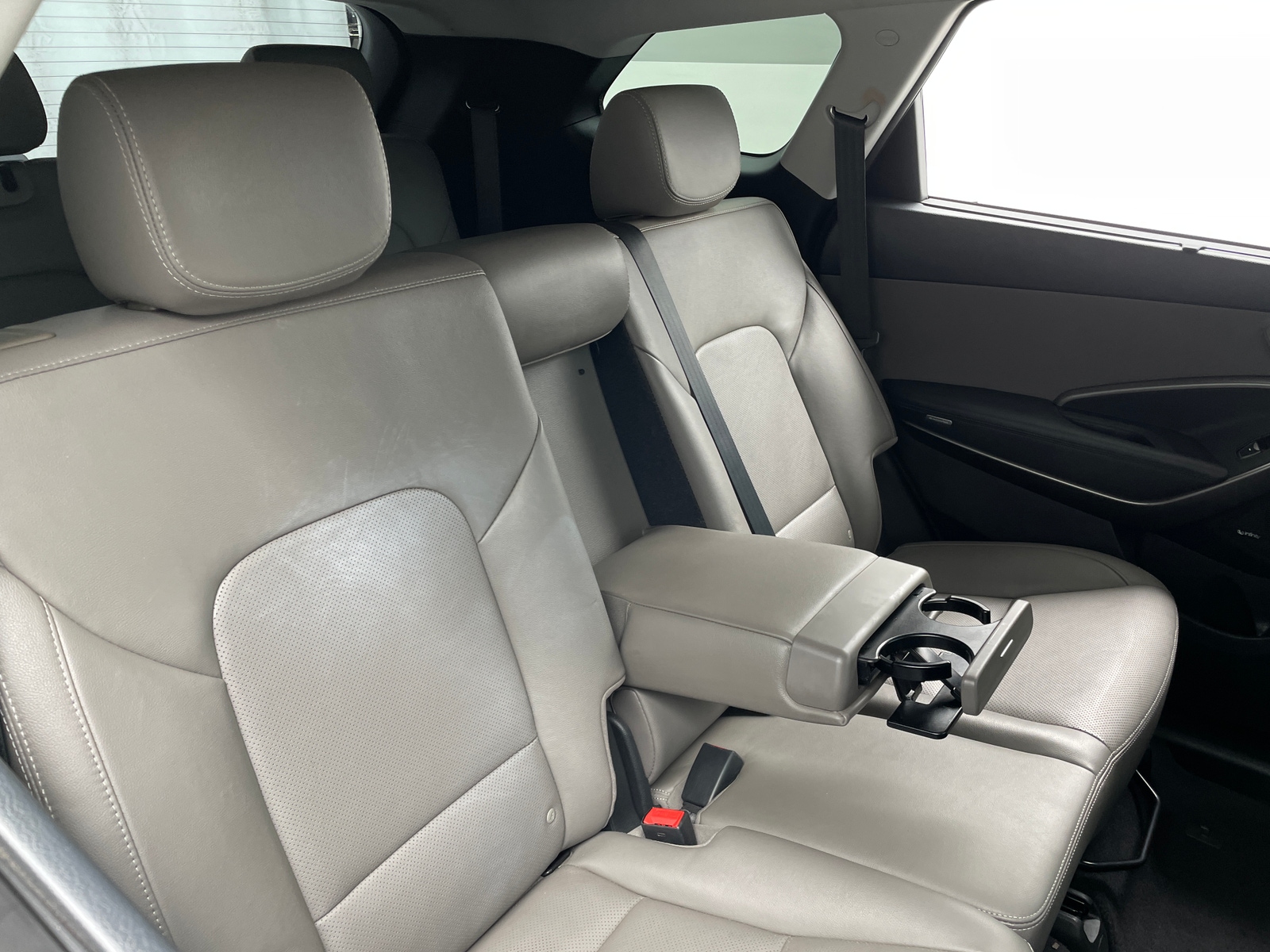Thumbnail: 2017 Hyundai Santa Fe - 5