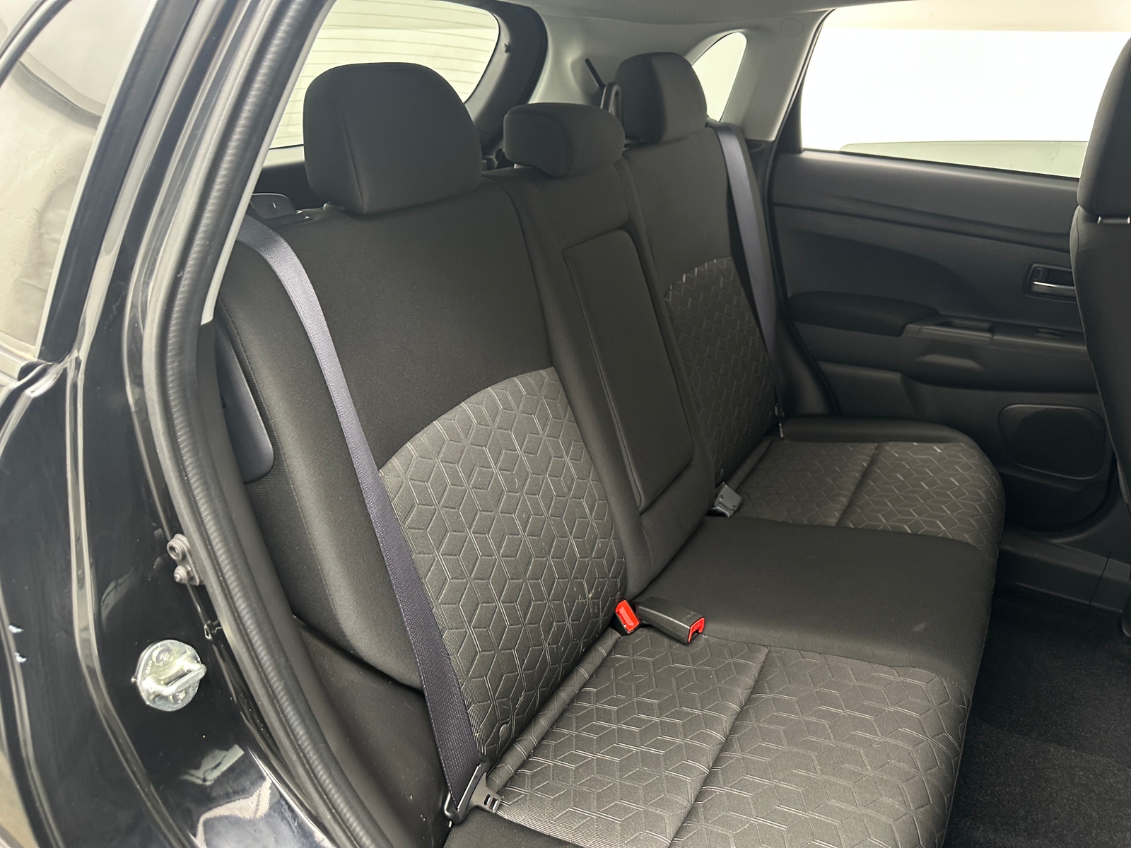 Thumbnail: 2025 Mitsubishi Outlander Sport - 6