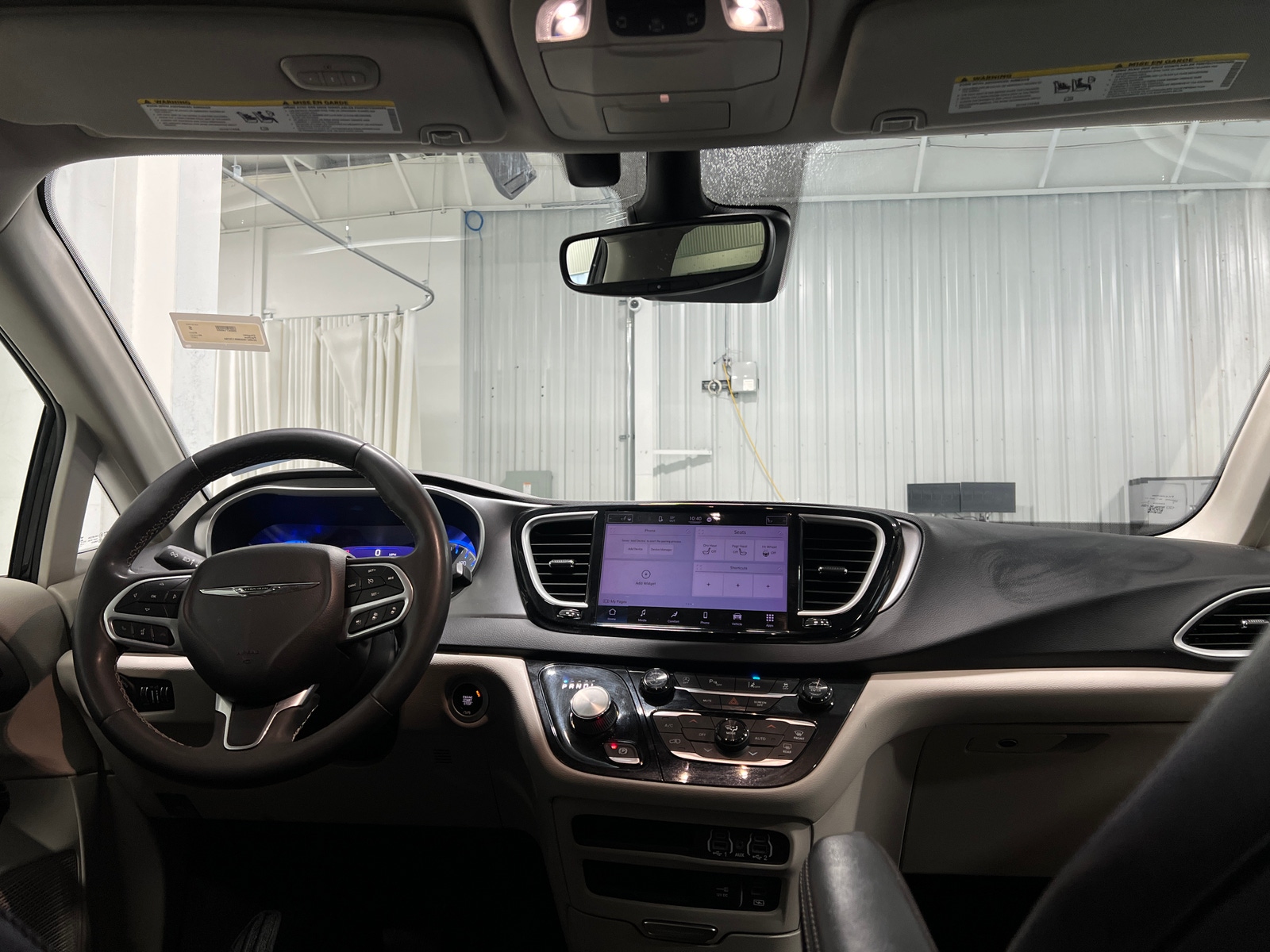 Thumbnail: 2022 Chrysler Pacifica - 2